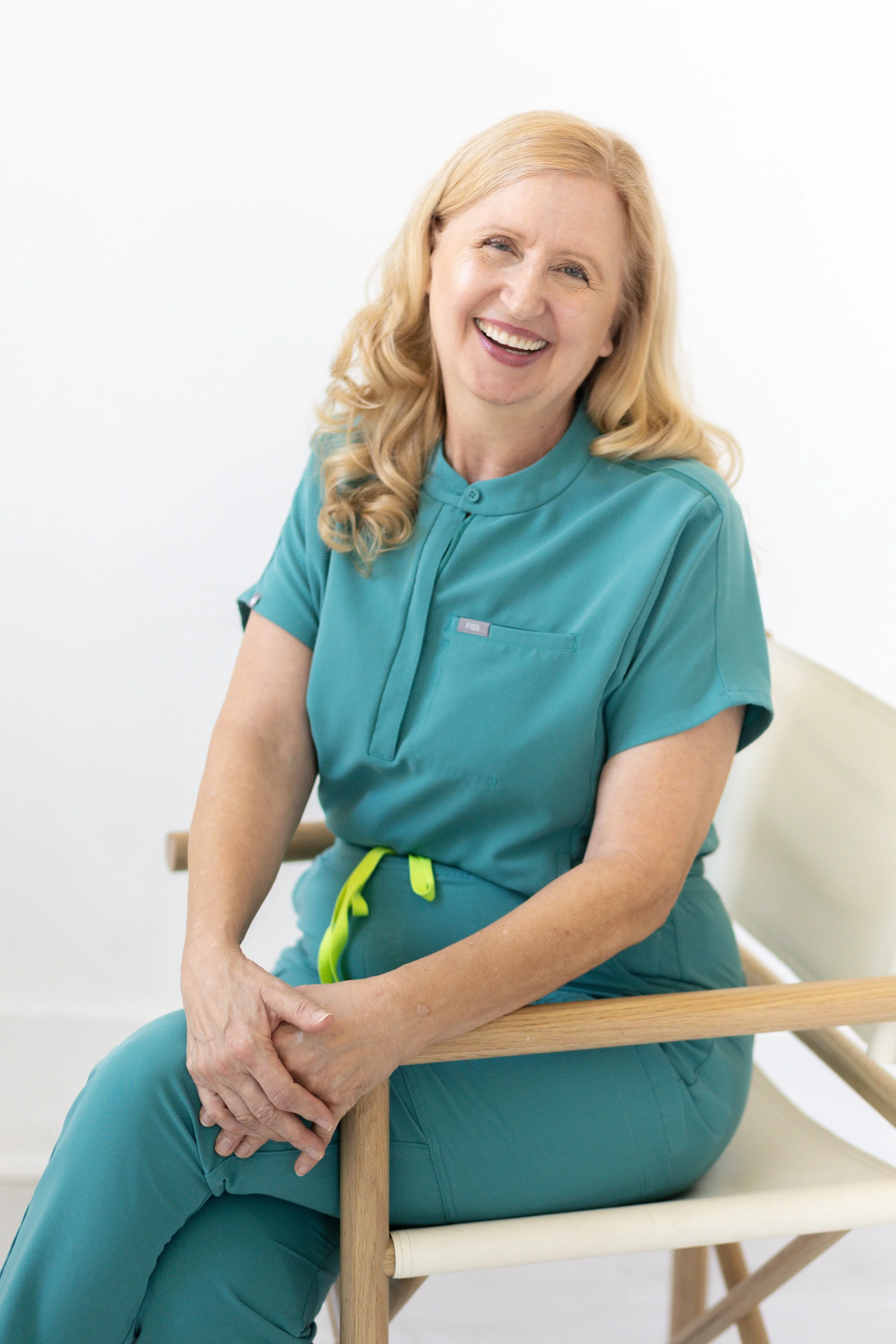 Beki Kellogg Headshot session -56.jpg