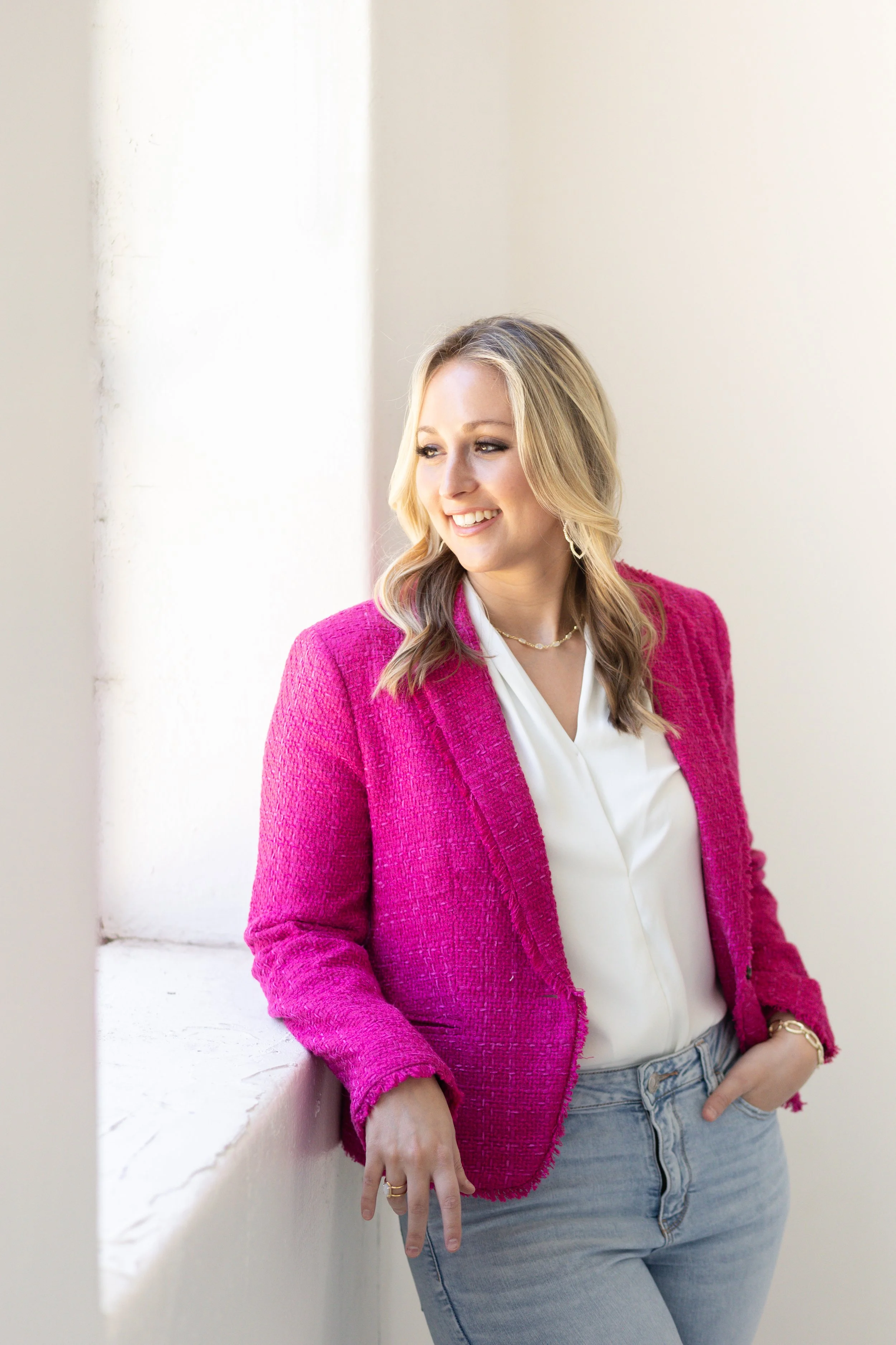 Becca Brown Headshot session -14.jpg