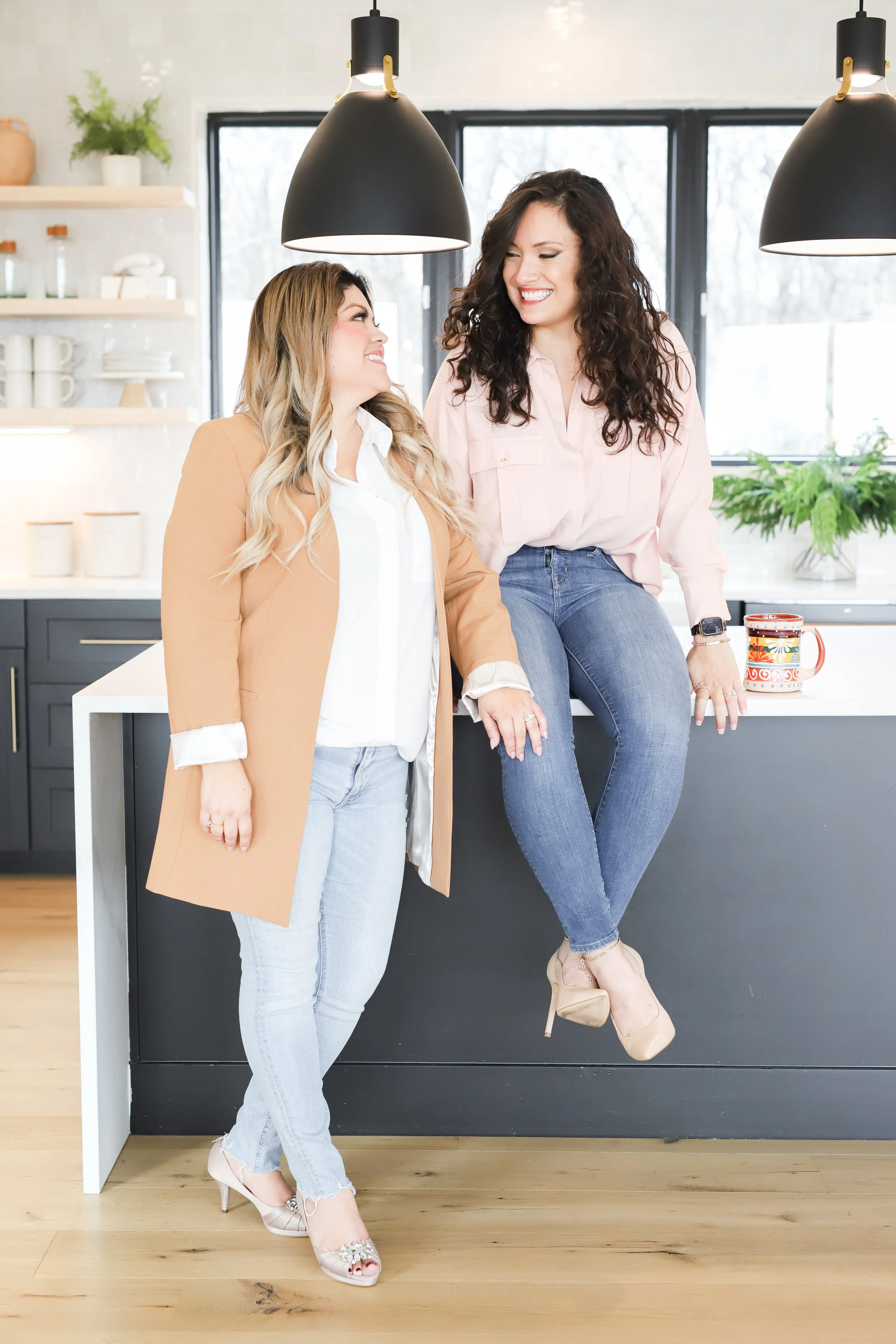 Venesa Acosta Branding Session-85.jpg