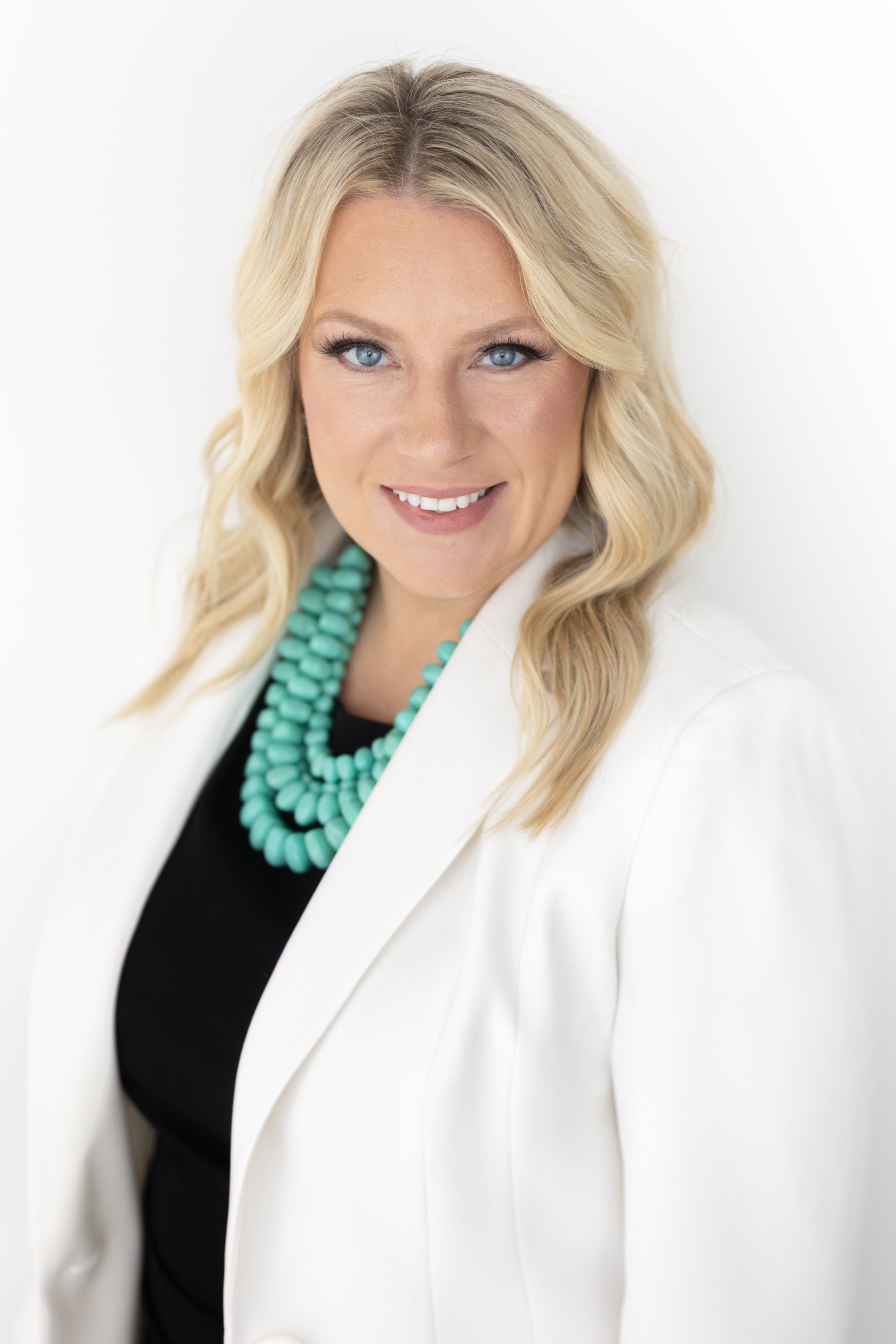 Melissa Heiss Headshot Mini Session-2.jpg