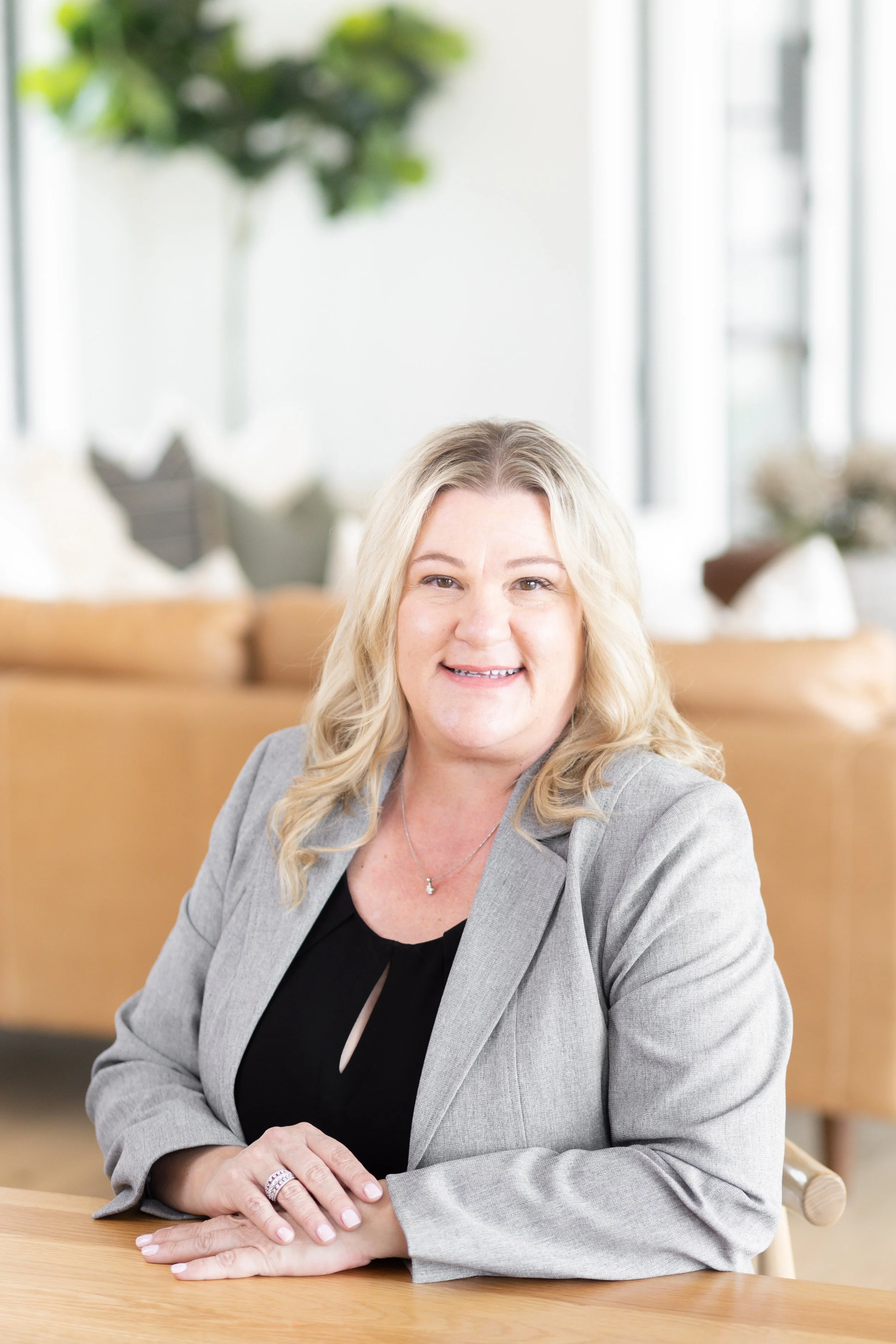 Lisa Shields Branding Session-24.jpg