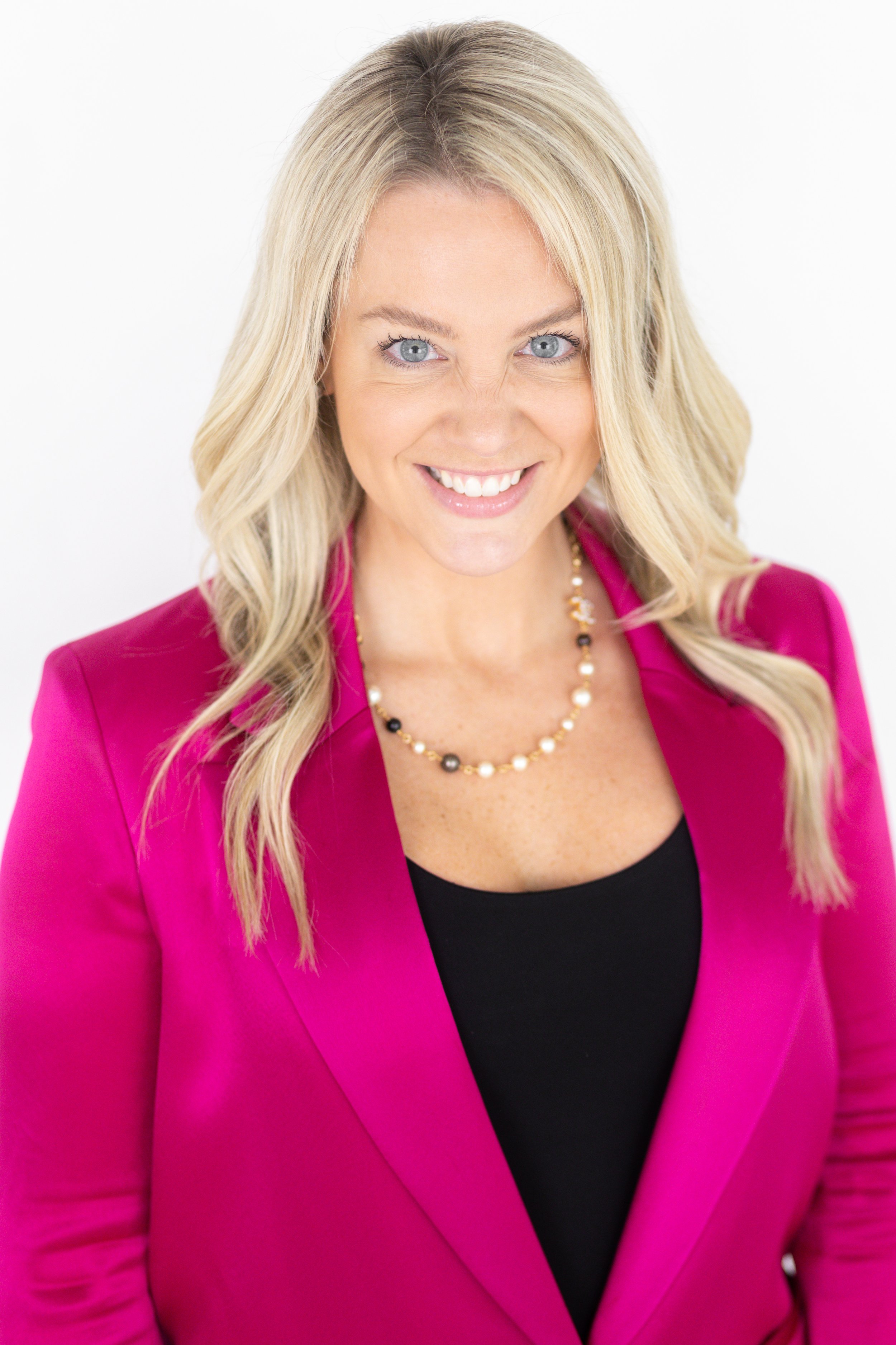 Jesselyn Hayes Headshot Mini Session-6.jpg