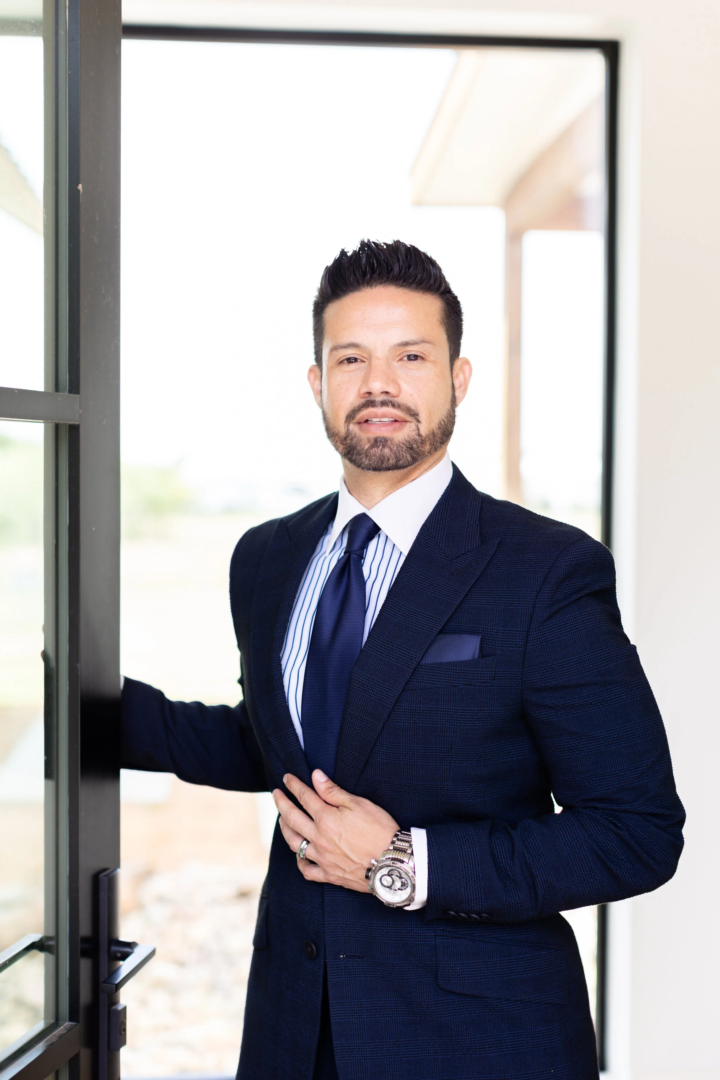 Gustavo Farrach Branding Session-5.jpg