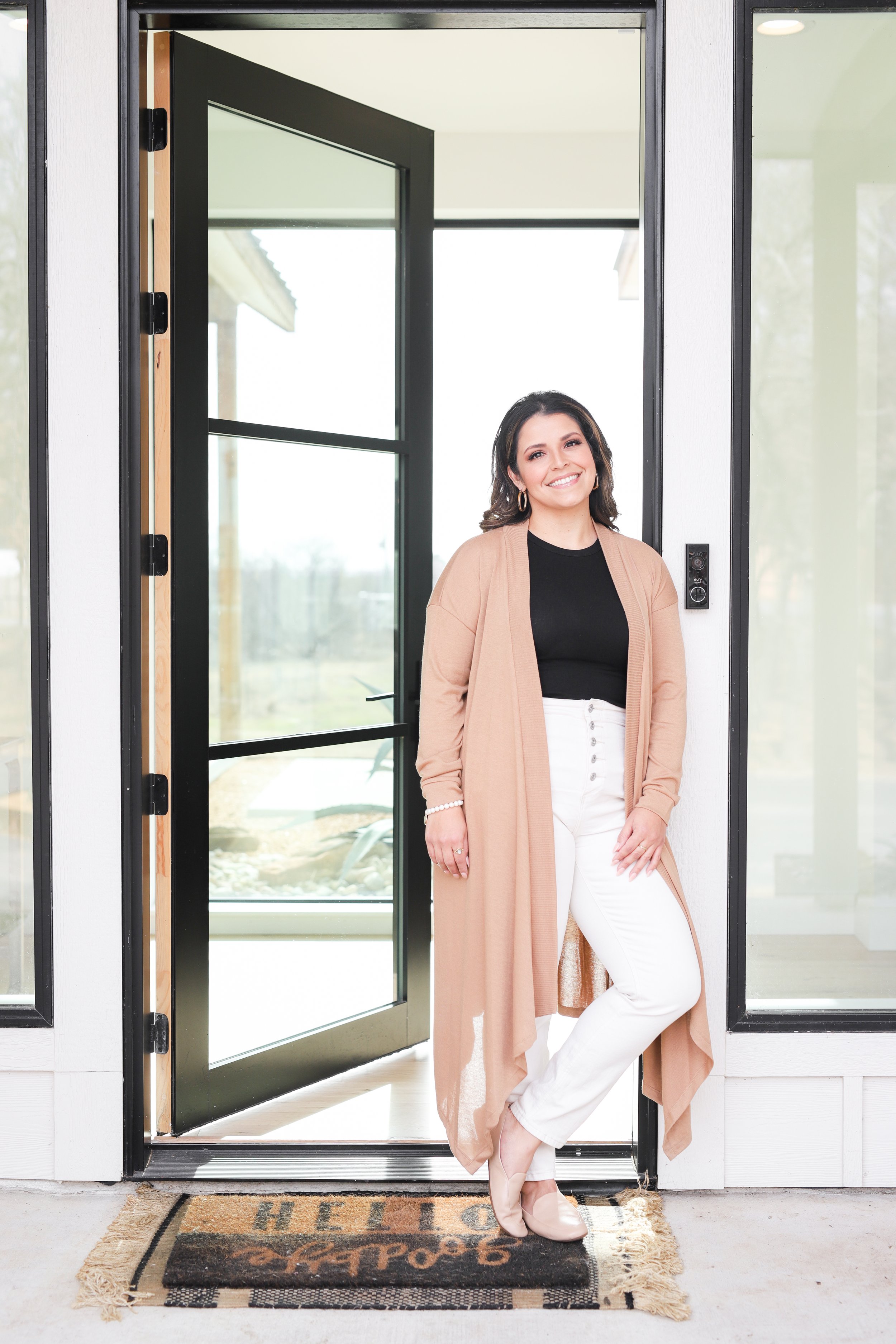 Erica Anaya Branding Session-35.jpg