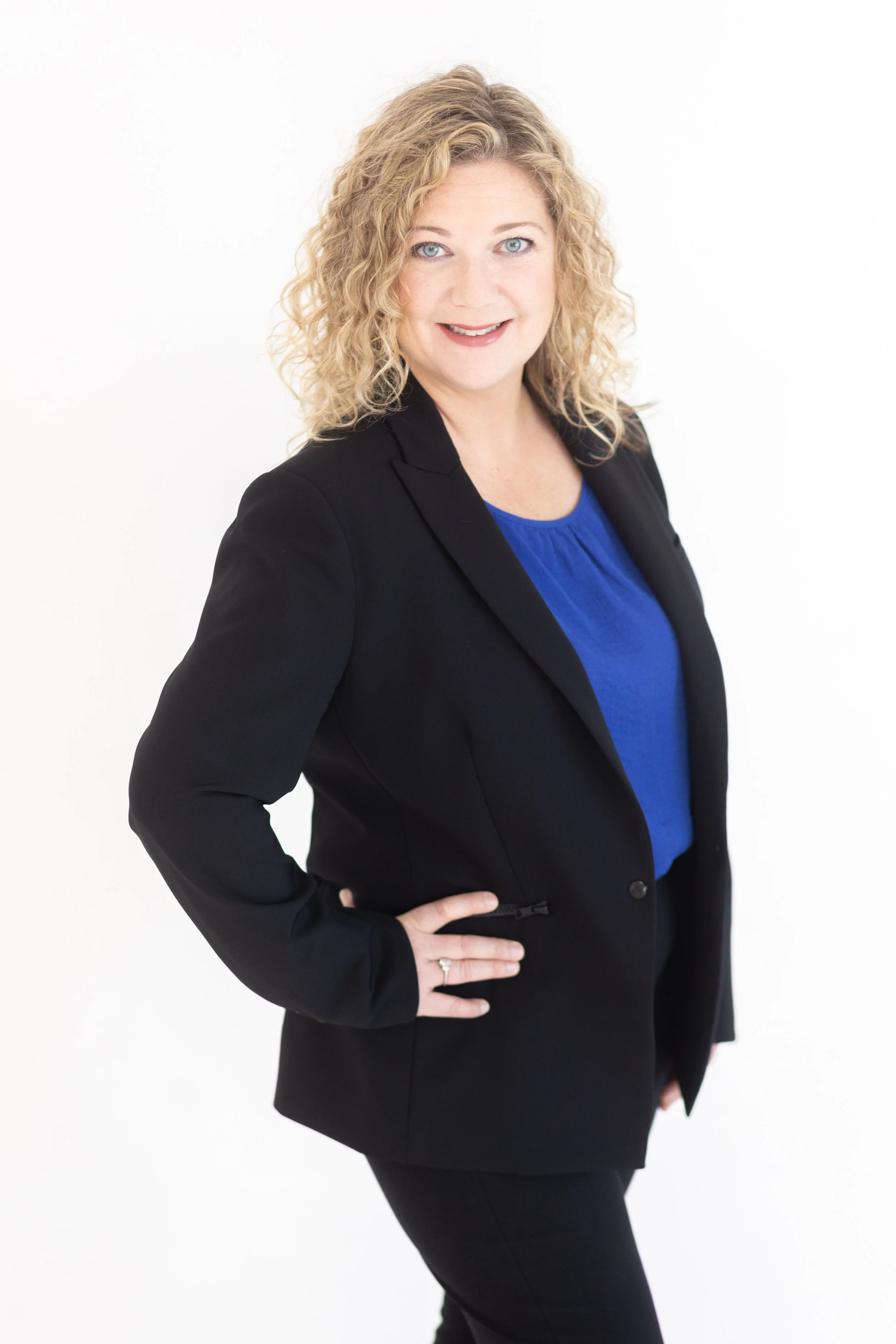 Rachael Kelly Headshot Mini Session-5.jpg