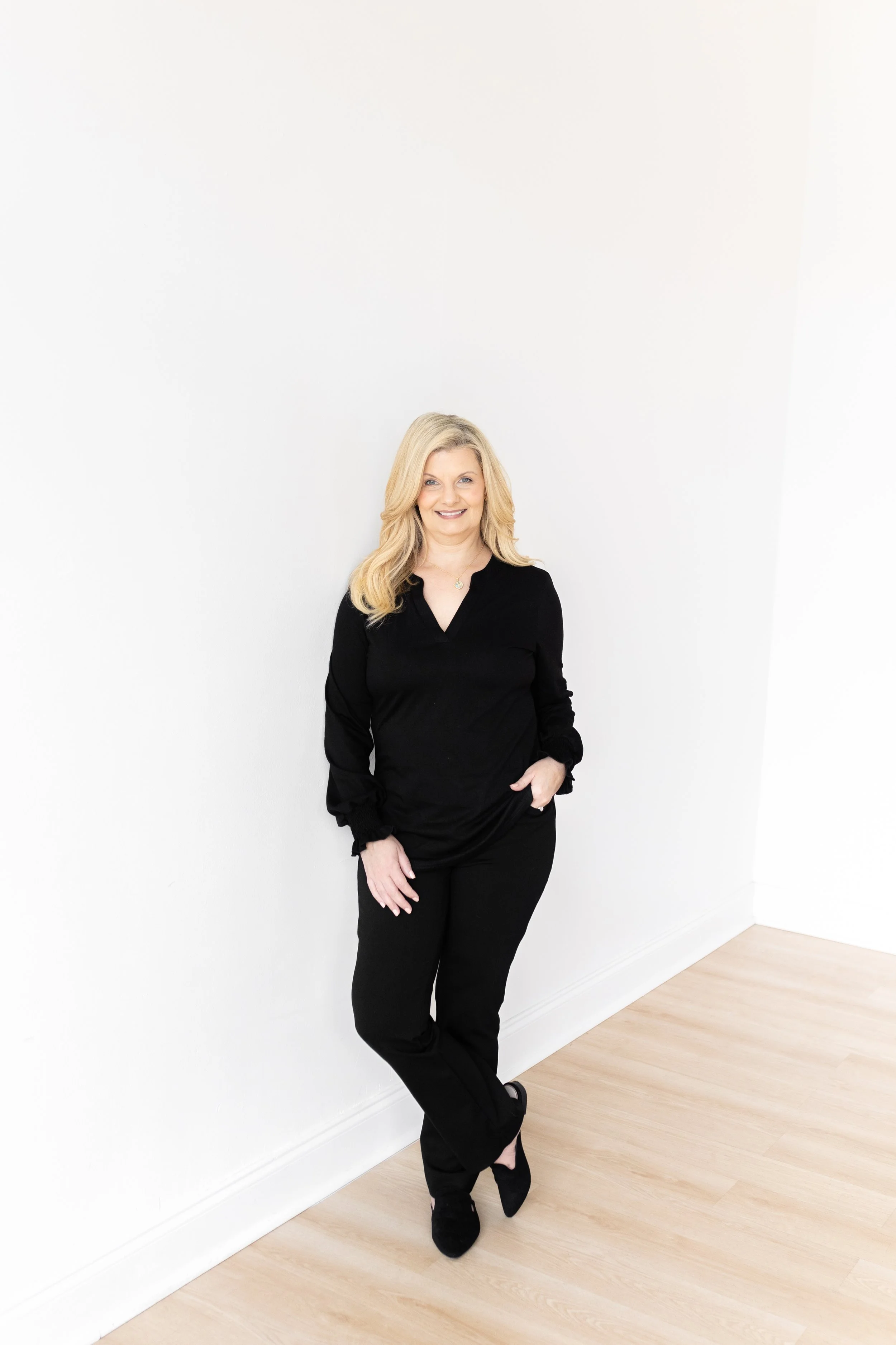 Brandy Walker Branding Session -13.jpg