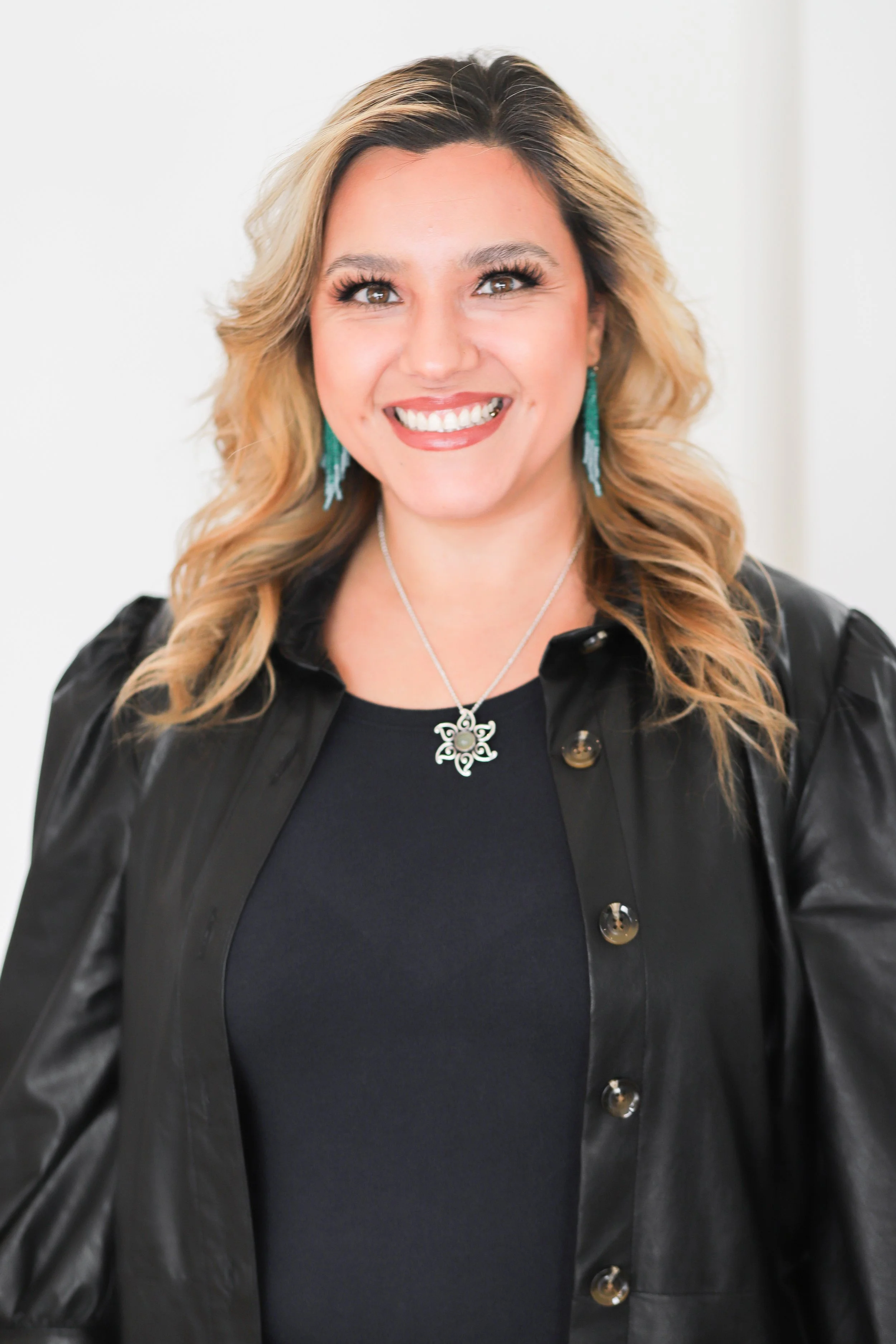 Erica Anaya Branding Session-2.jpg