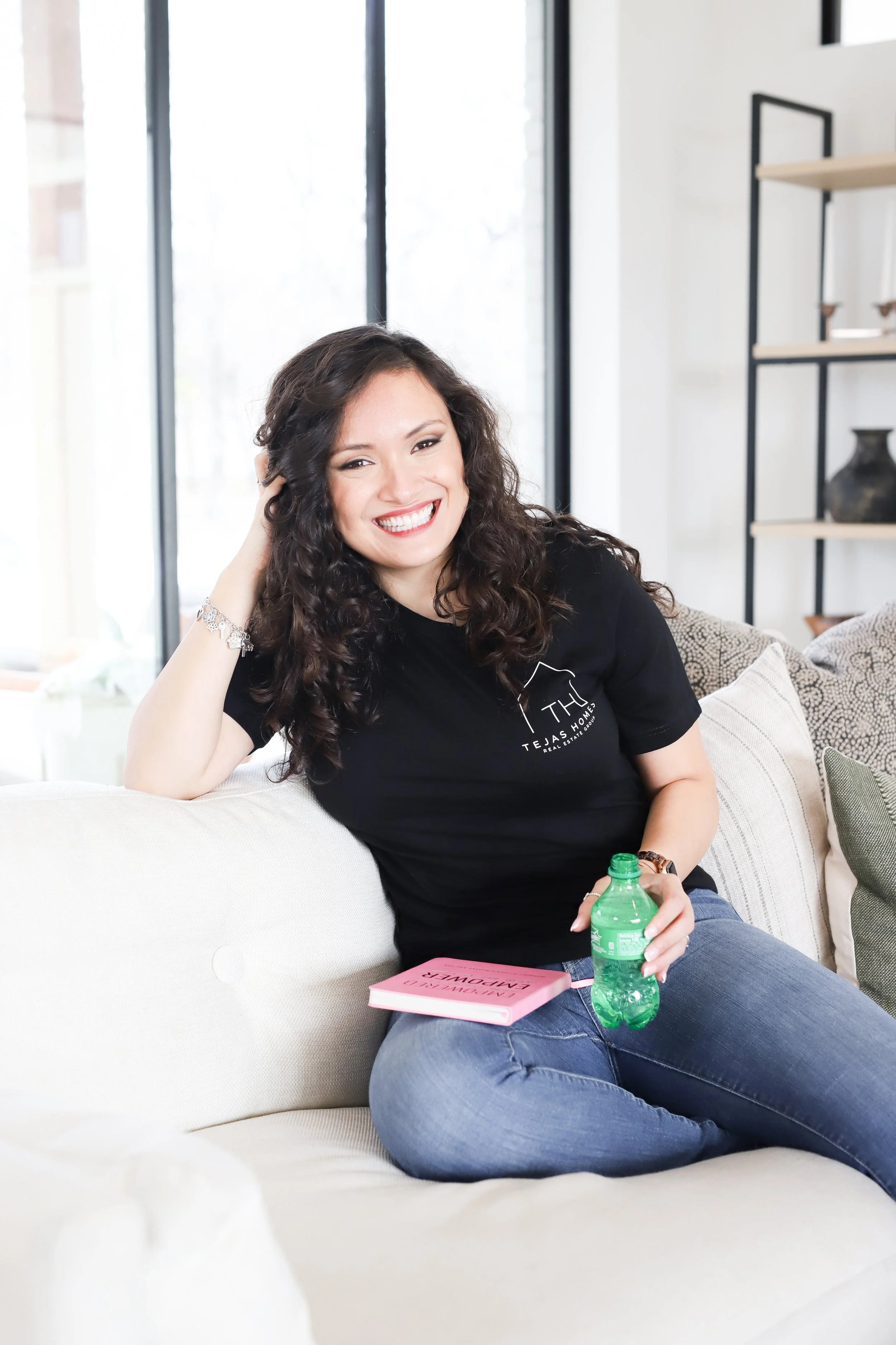 Venesa Acosta Branding Session-60.jpg