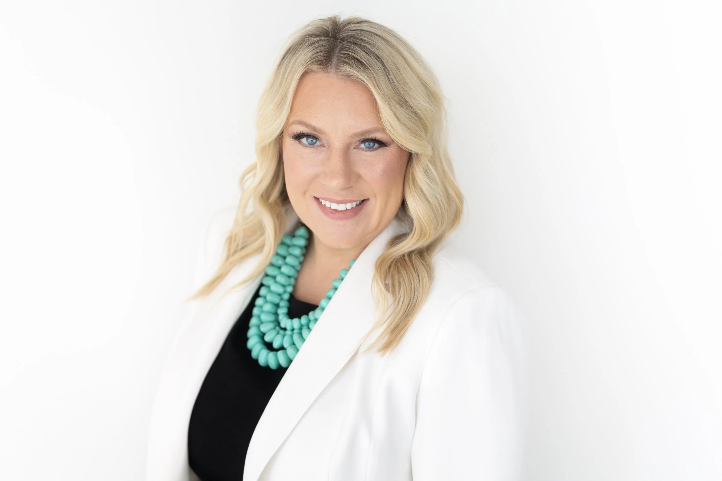 Melissa Heiss Headshot Mini Session-3.jpg