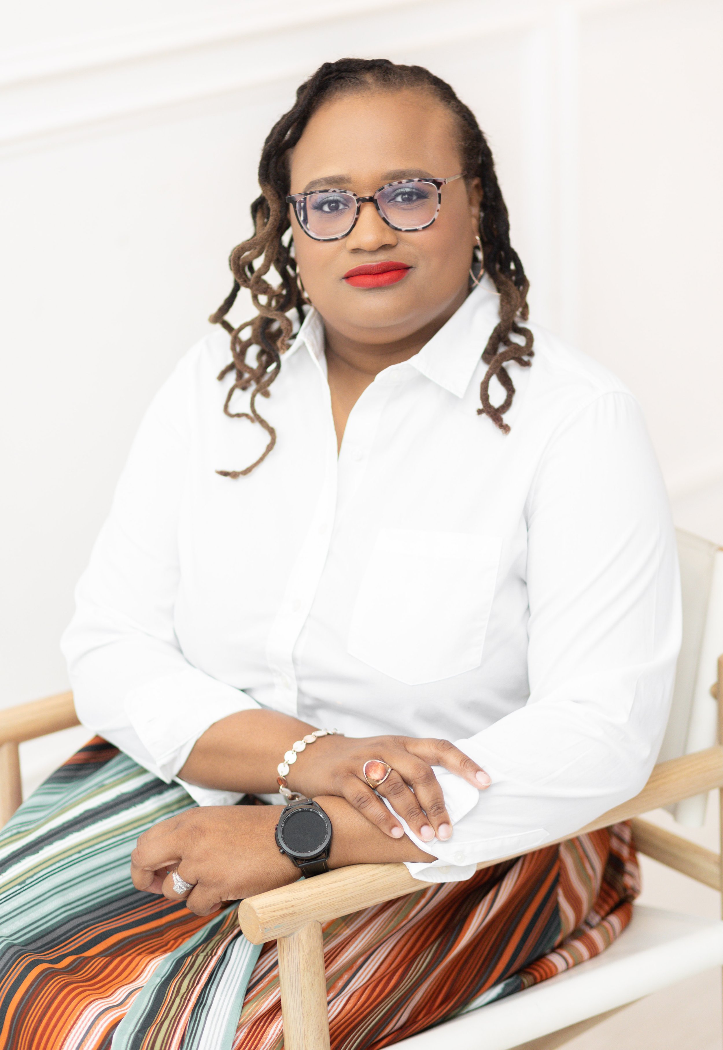 Roberta McKnight-Dupas Headshot Mini Session-11.jpg