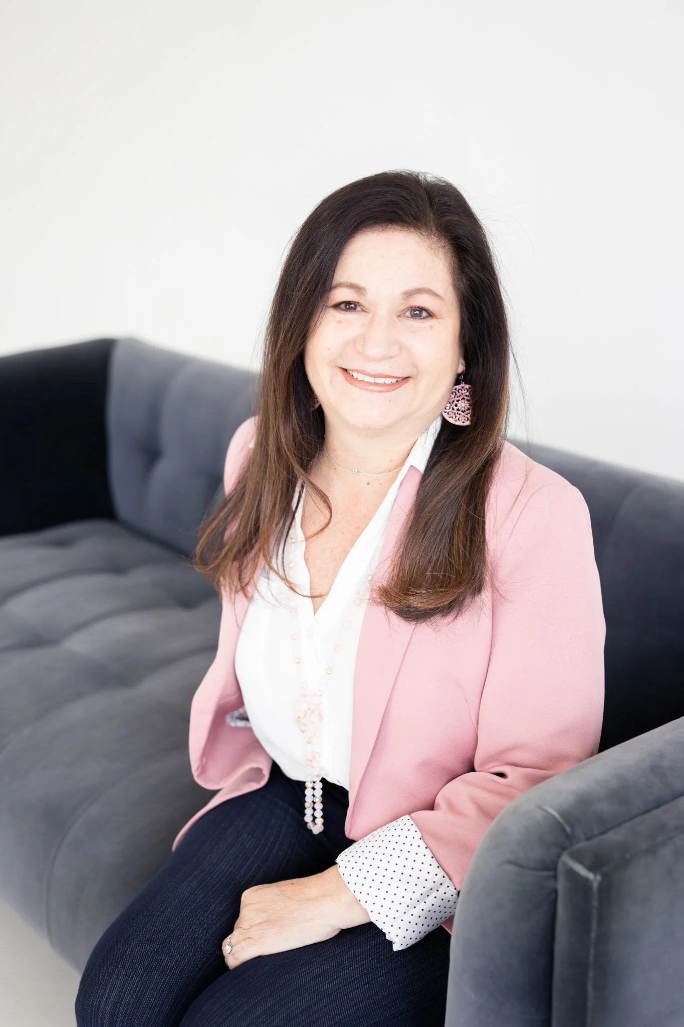 Amelia Valdez Branding Session -15.jpg