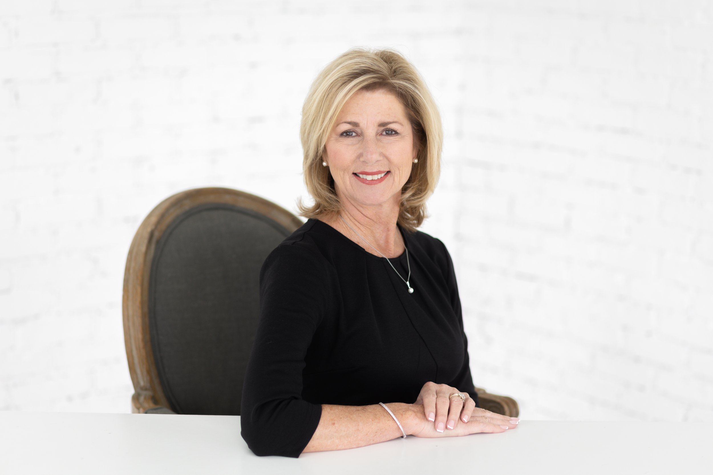 Patti Merritt Headshot Mini Session-9.jpg