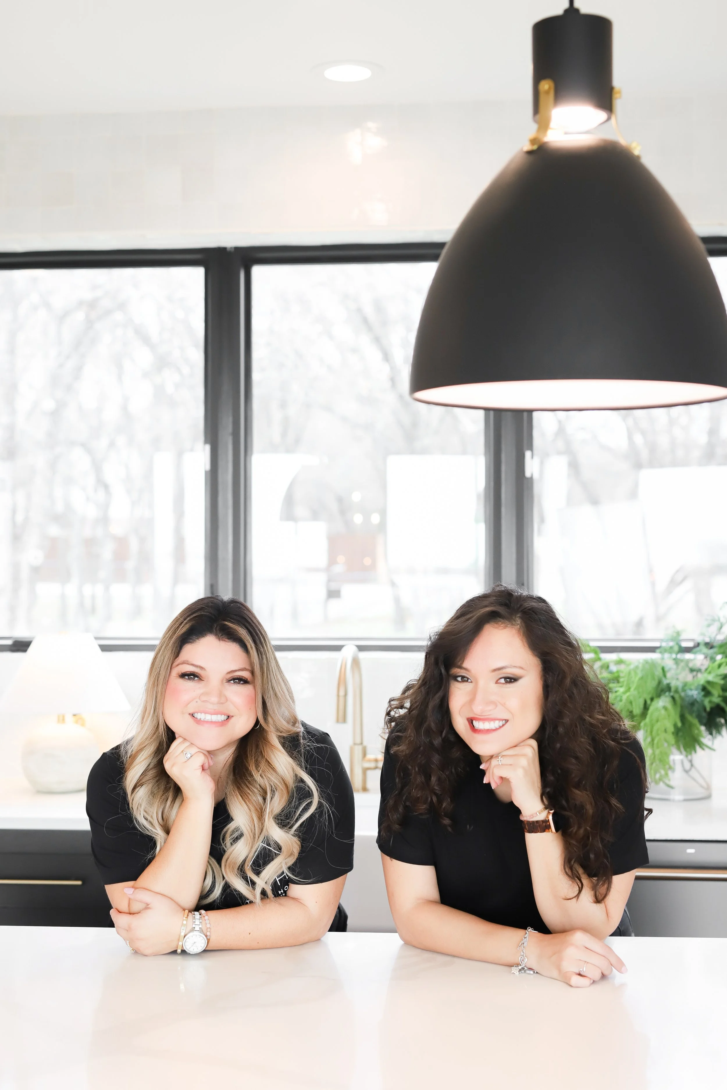 Venesa Acosta Branding Session-79.jpg