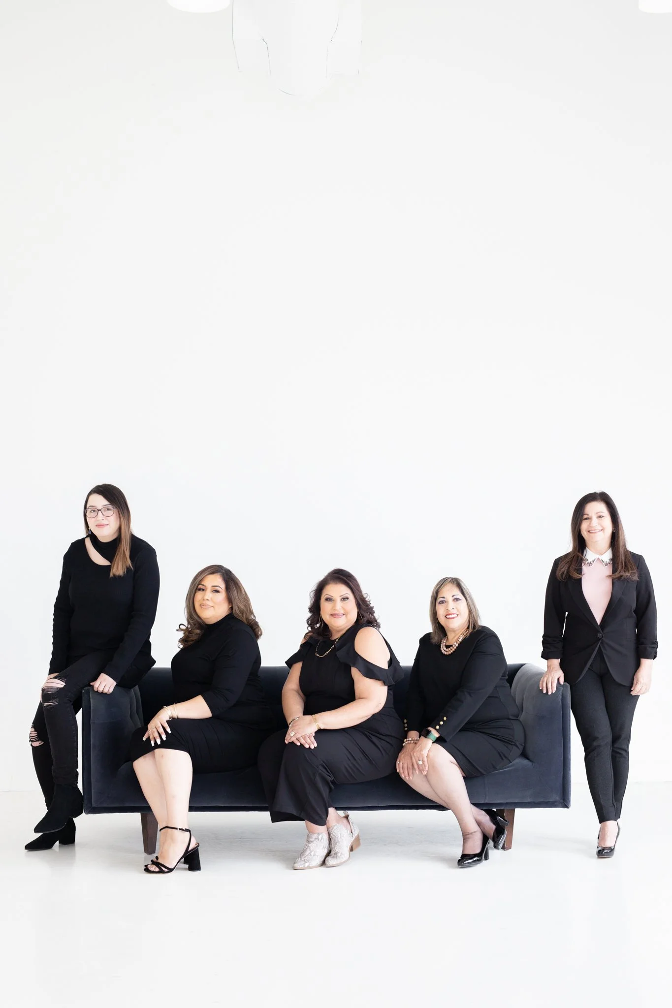 Amelia Valdez Branding Session -78.jpg