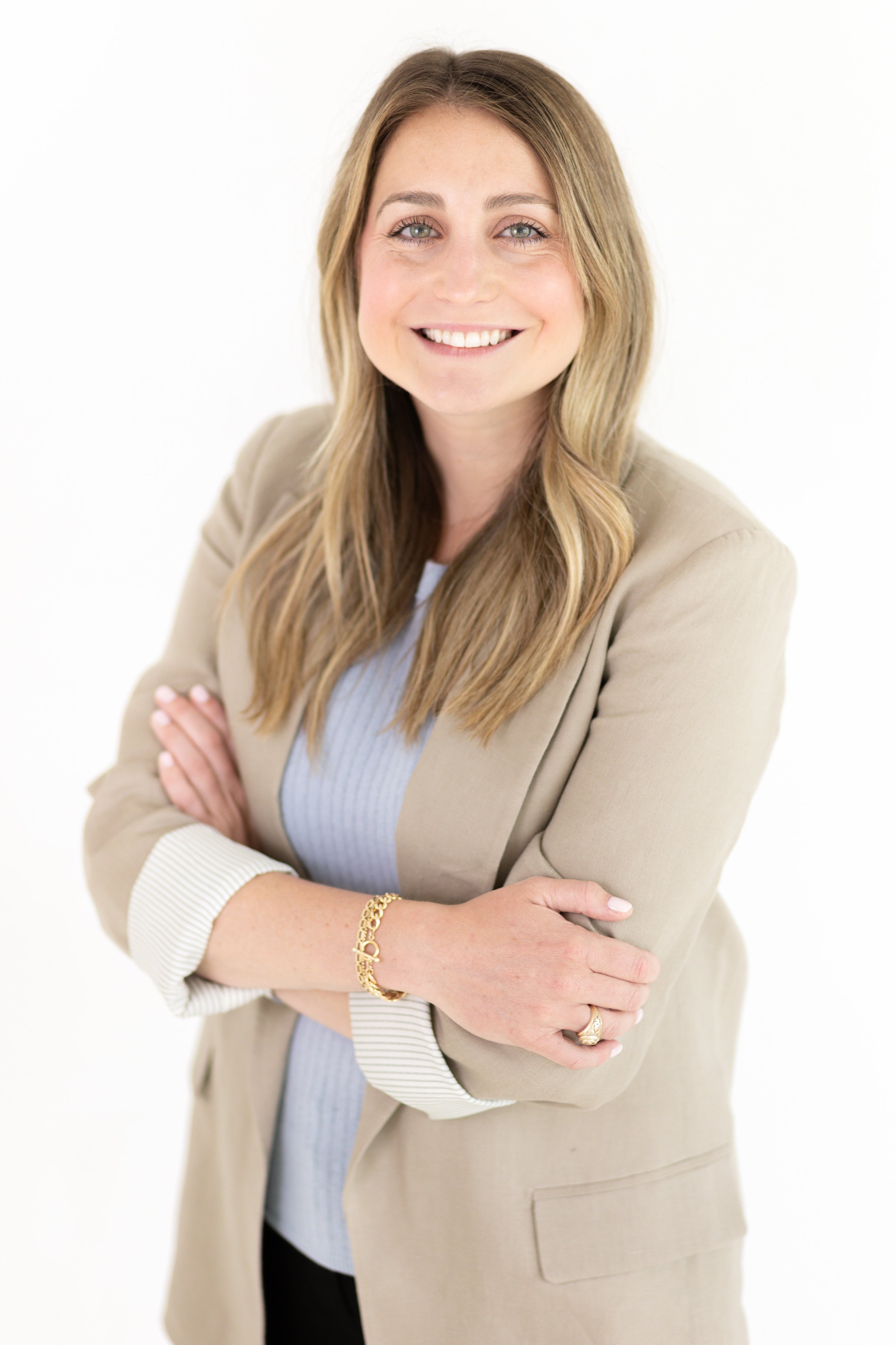 Kendall Bullock Headshot Mini Session-4.jpg