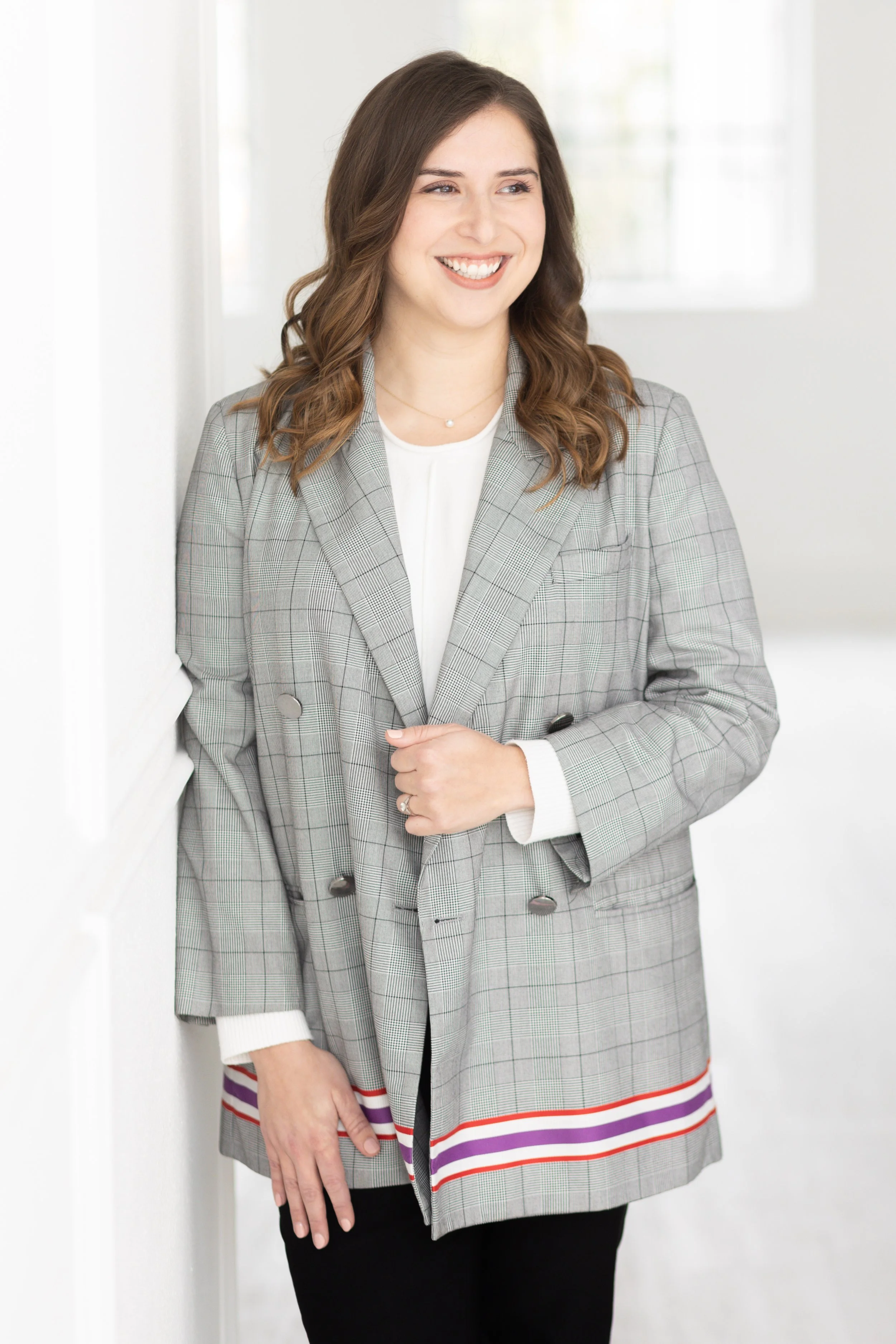 Andrea Thorne-Thomsen Headshot Mini Session-8.jpg