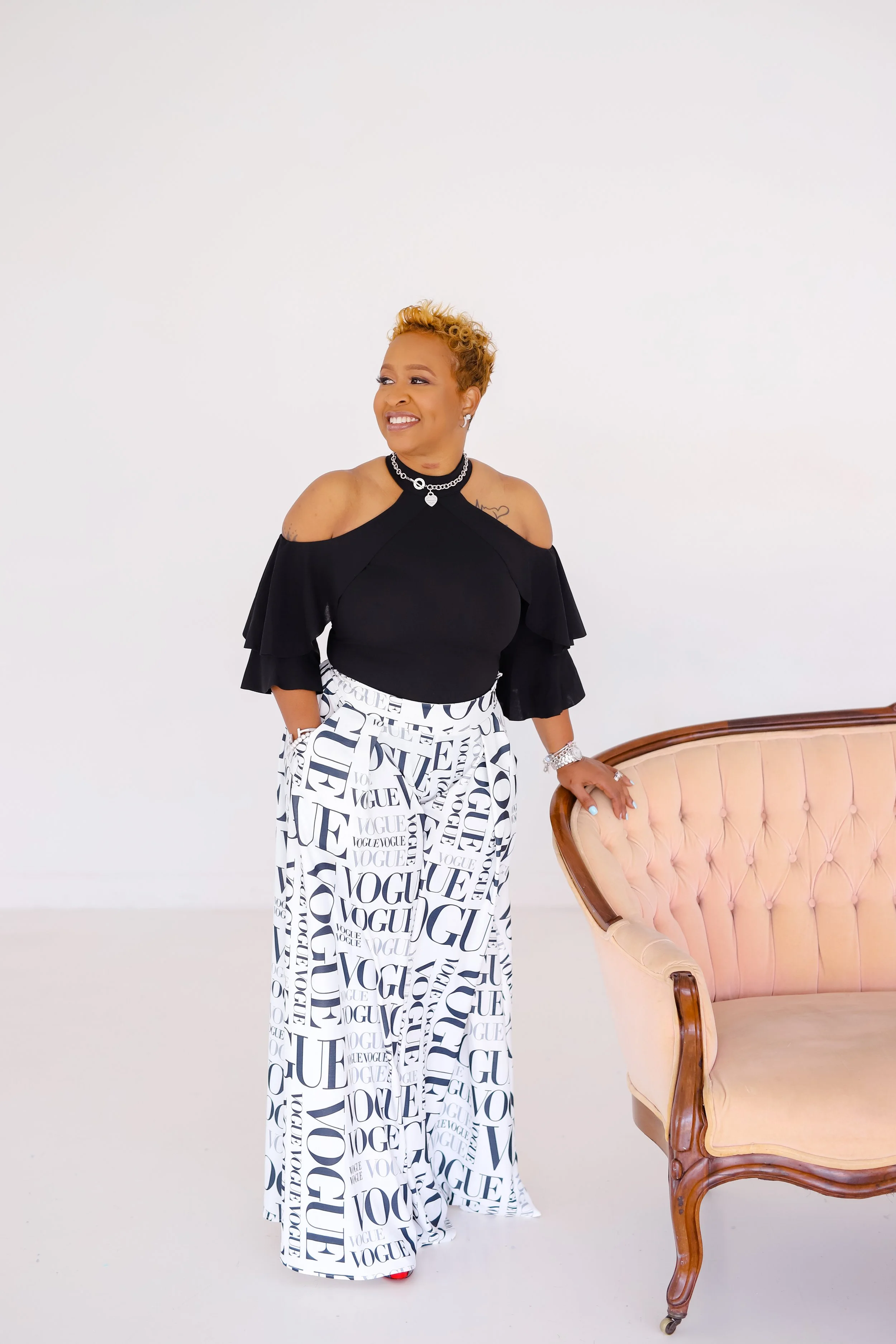 Shivonne Carolina Branding Session-108.jpg