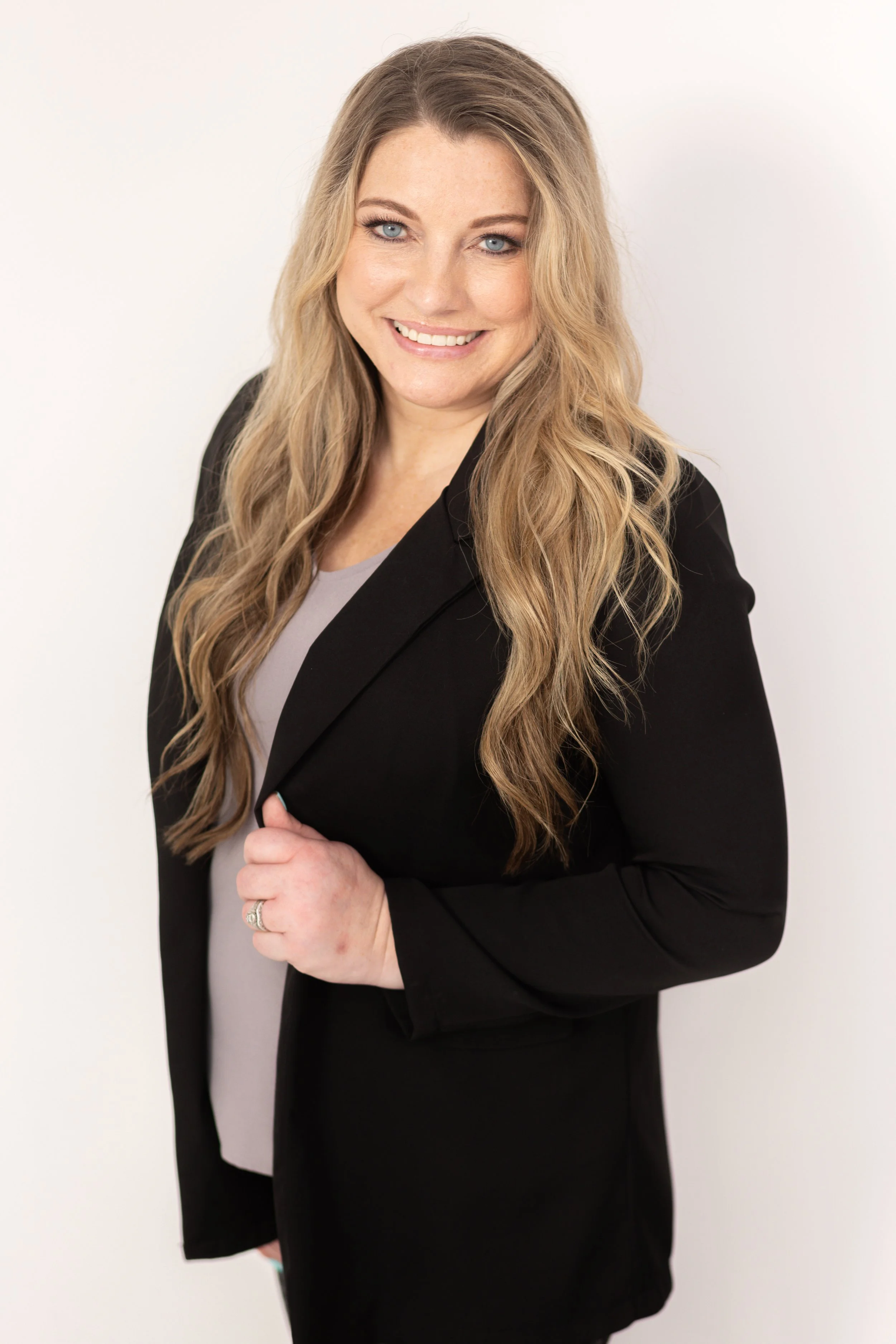 Holly Torri Branding Session-58.jpg