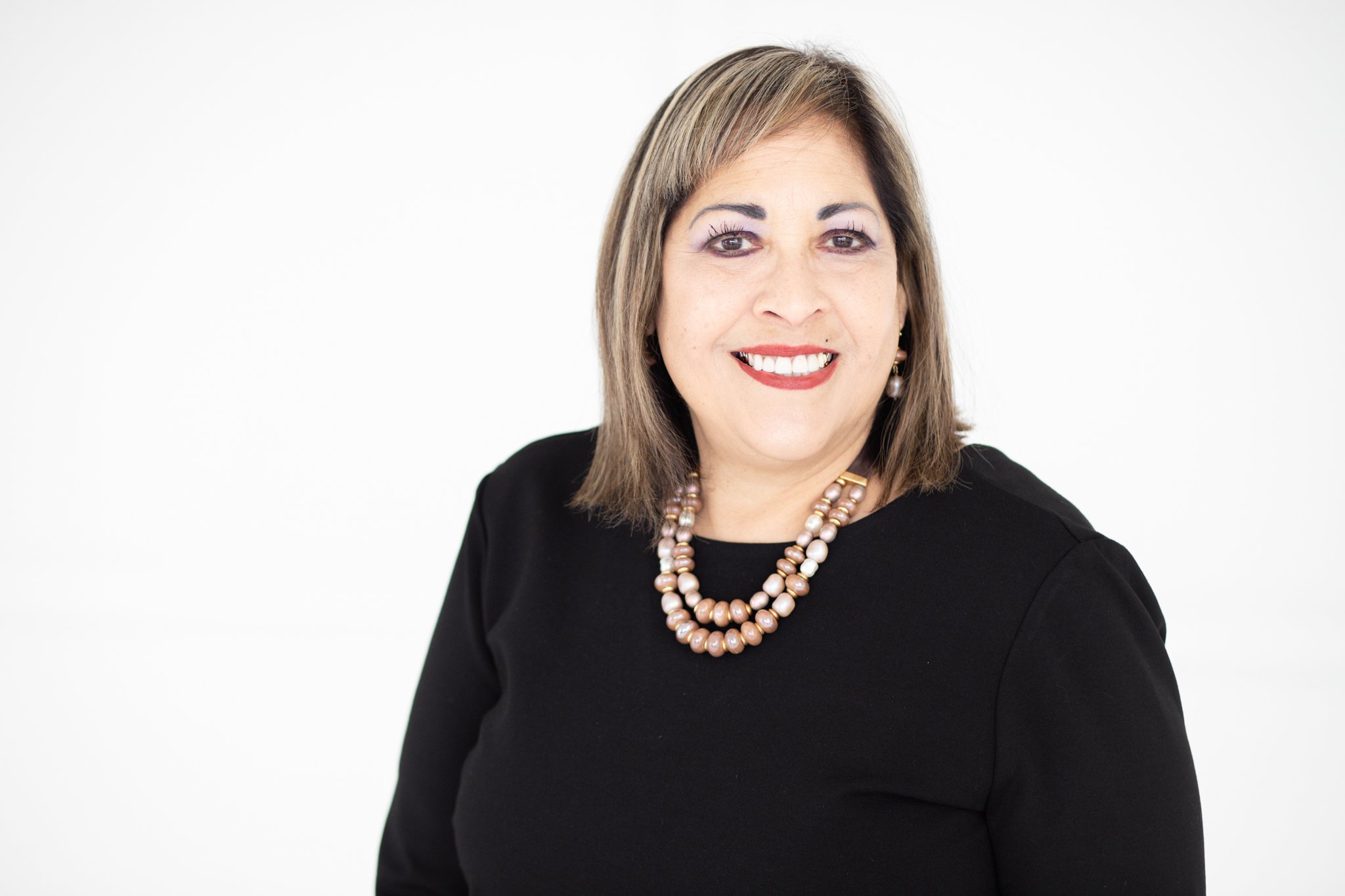 Amelia Valdez Branding Session -2.jpg