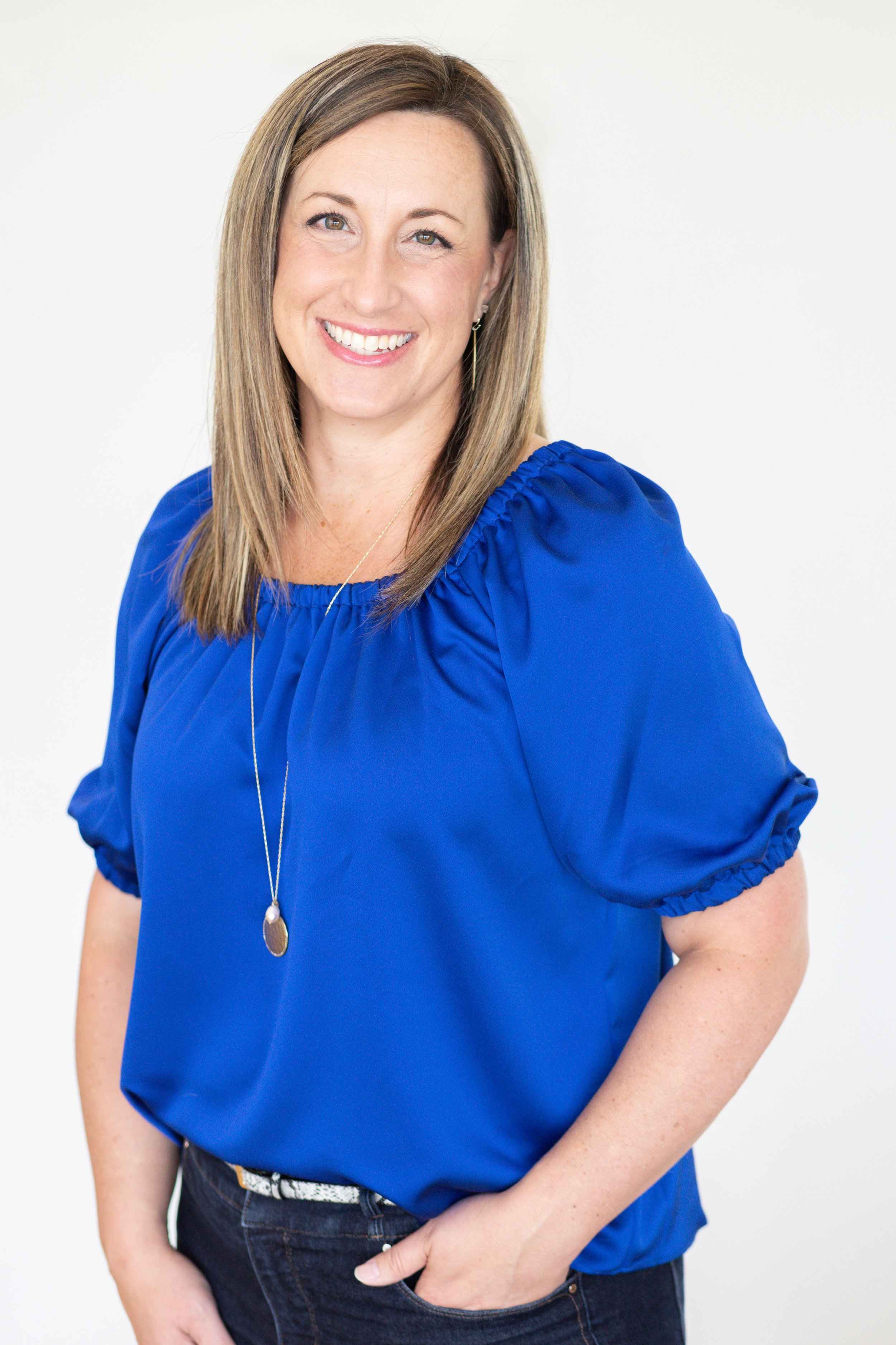 Lyndsey Monahan Branding Session-14.jpg