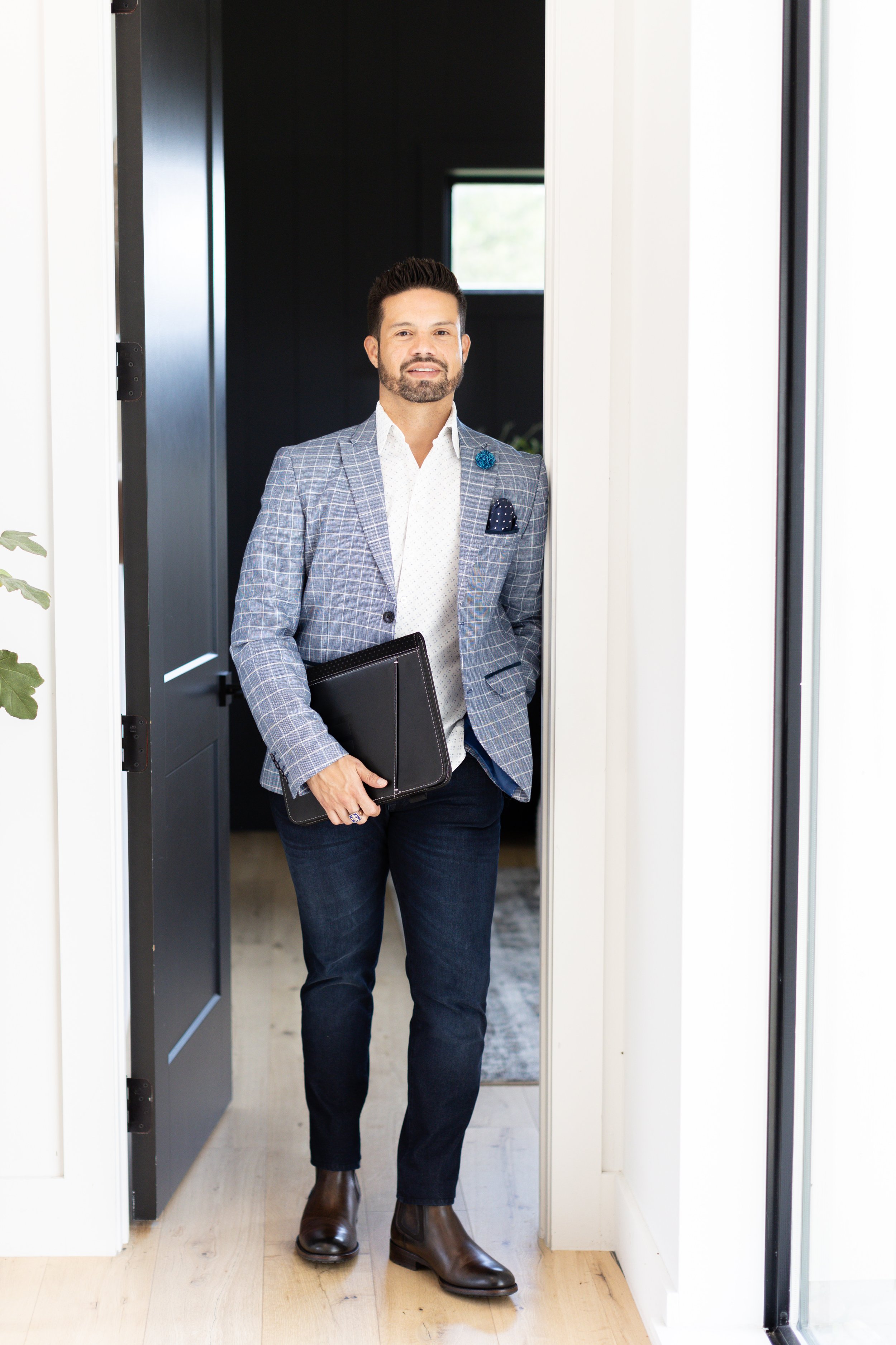 Gustavo Farrach Branding Session-144.jpg