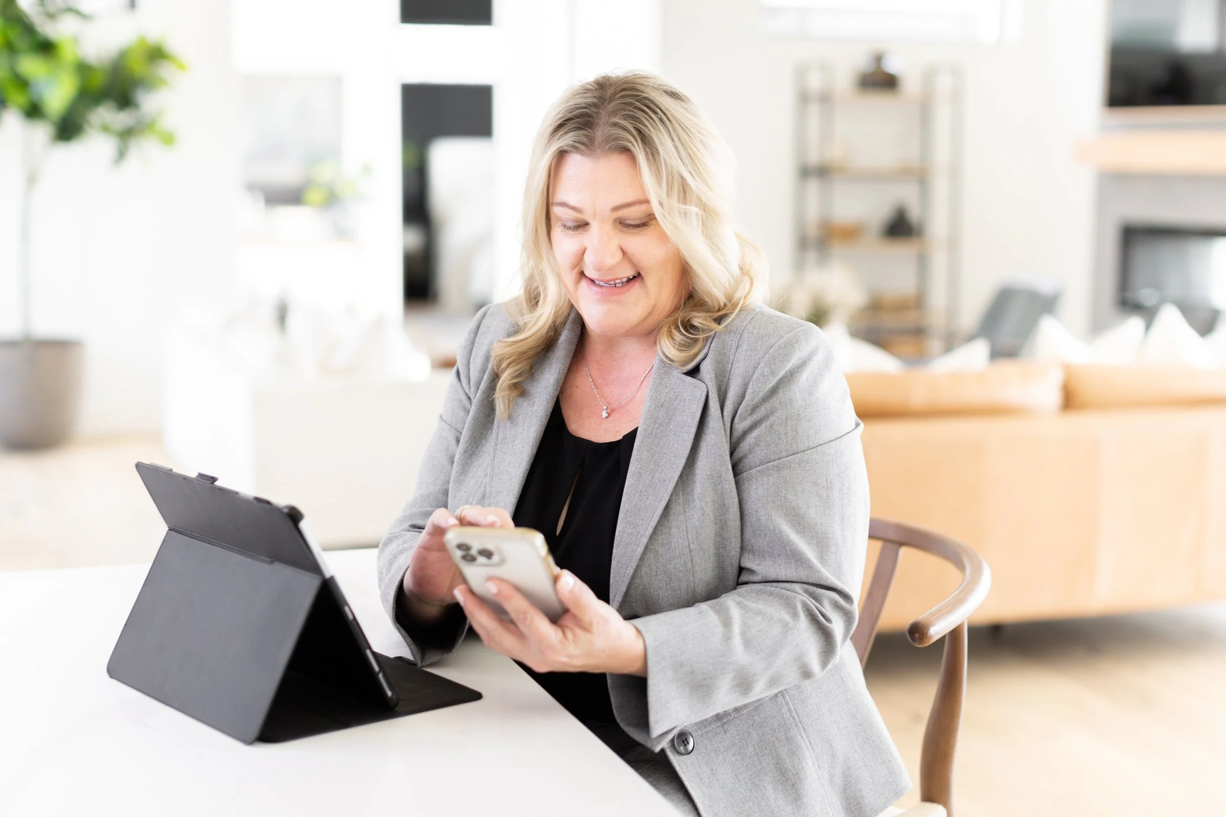 Lisa Shields Branding Session-56.jpg