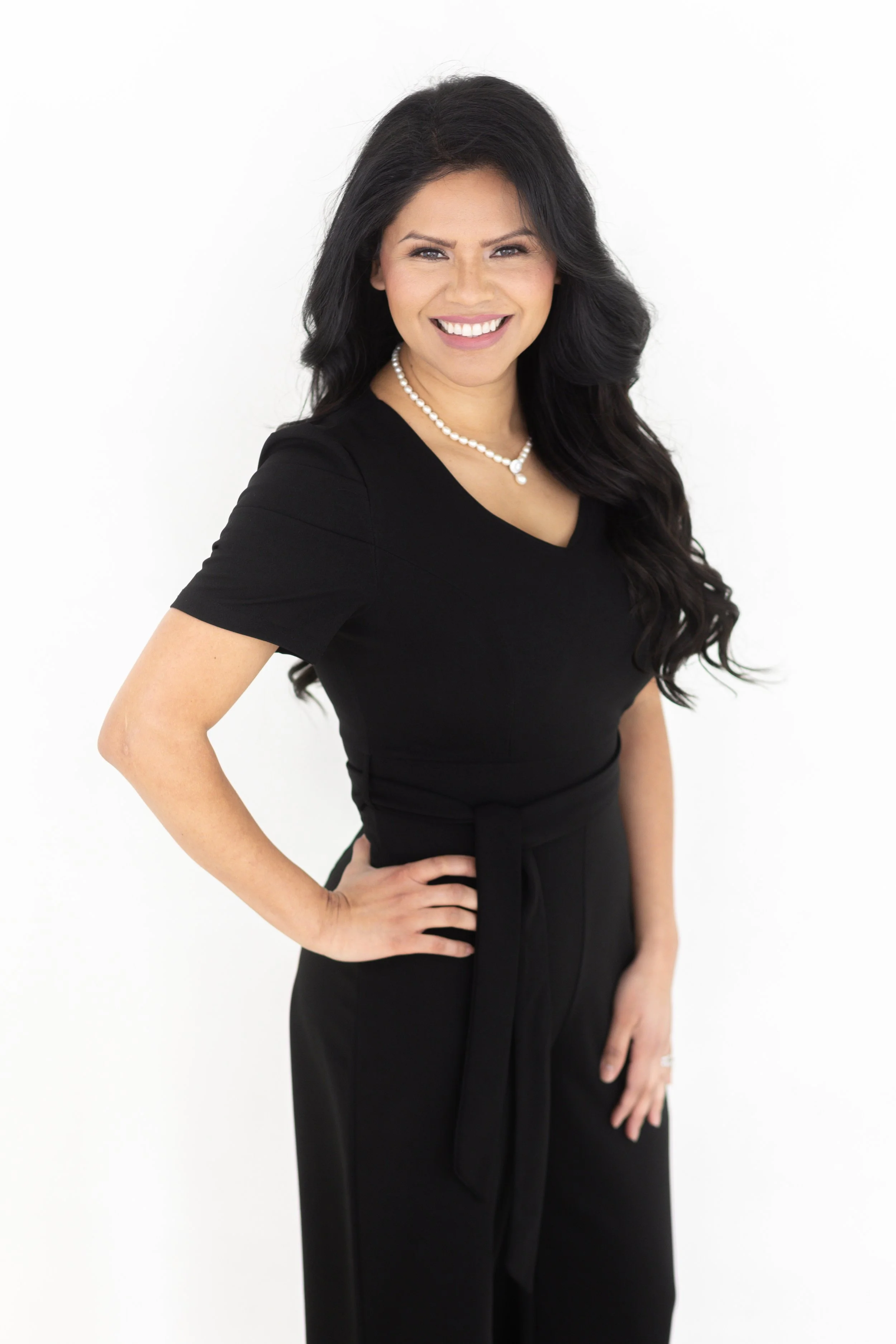 Claudia Knight Headshot Mini Session-6.jpg