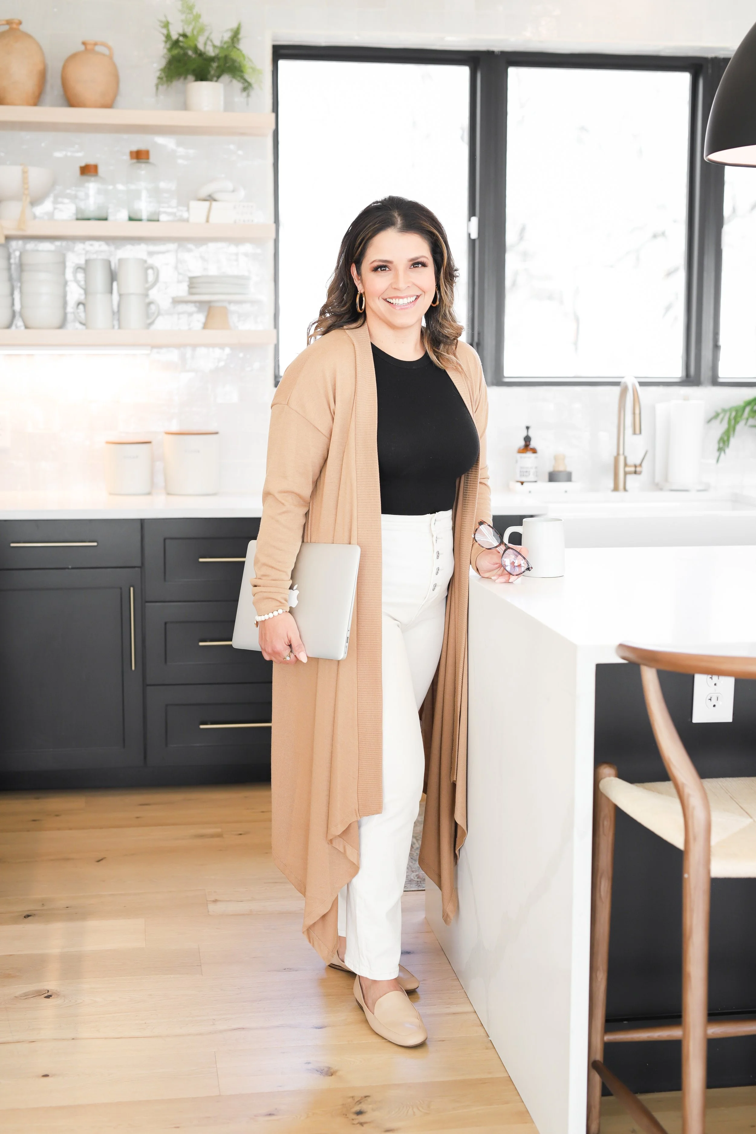 Erica Anaya Branding Session-19.jpg