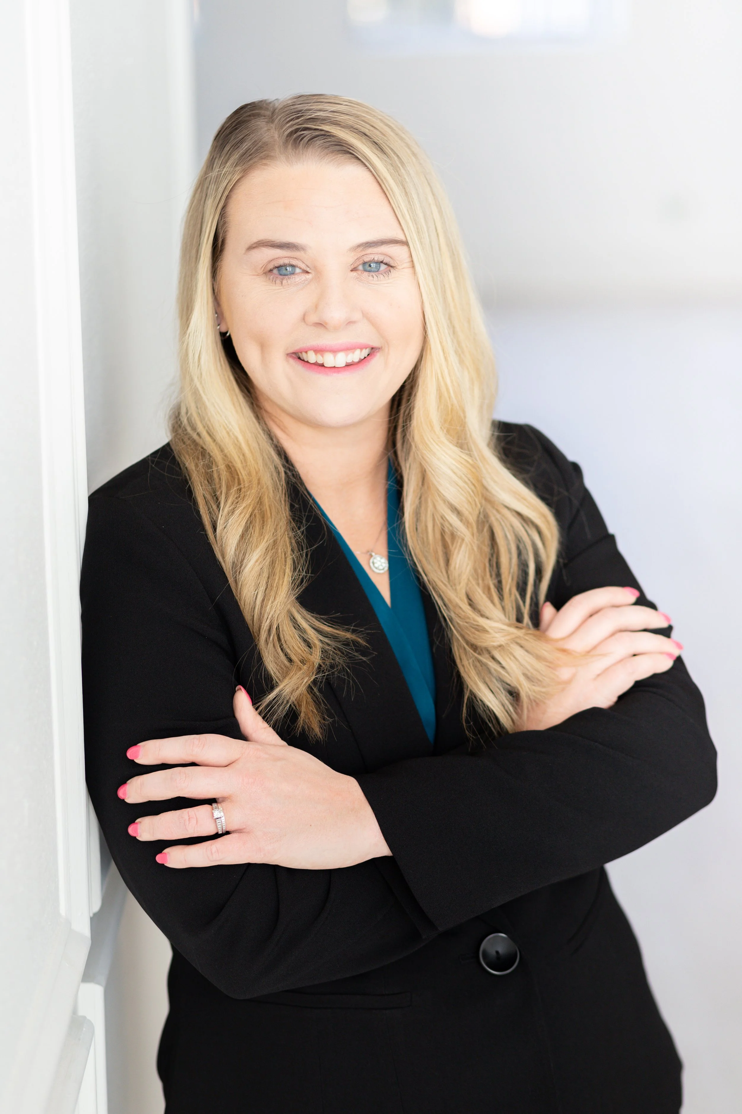 Kelsey Billings Headshot Mini Session-8.jpg