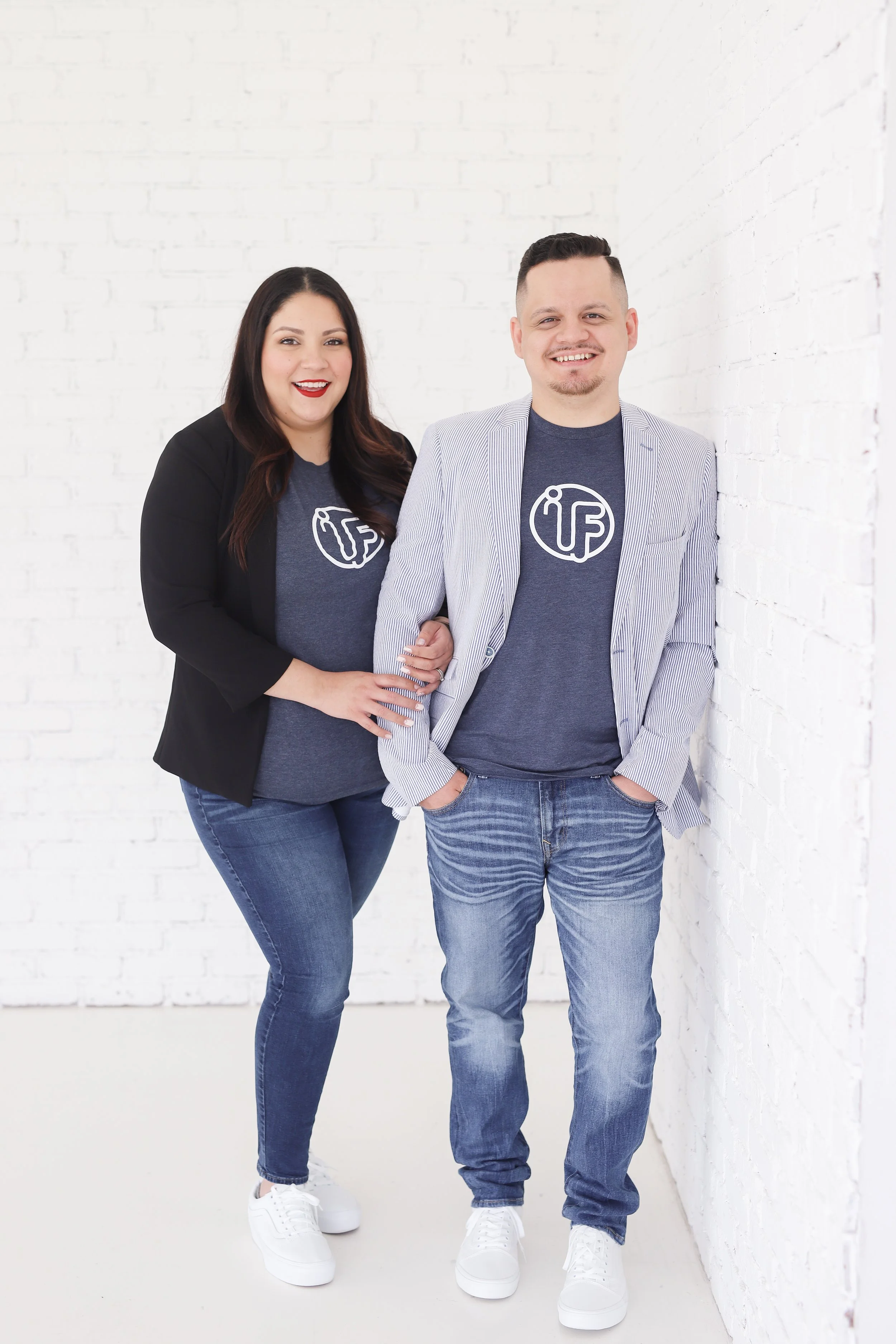 Alex Valle Mini Branding Session-7.jpg