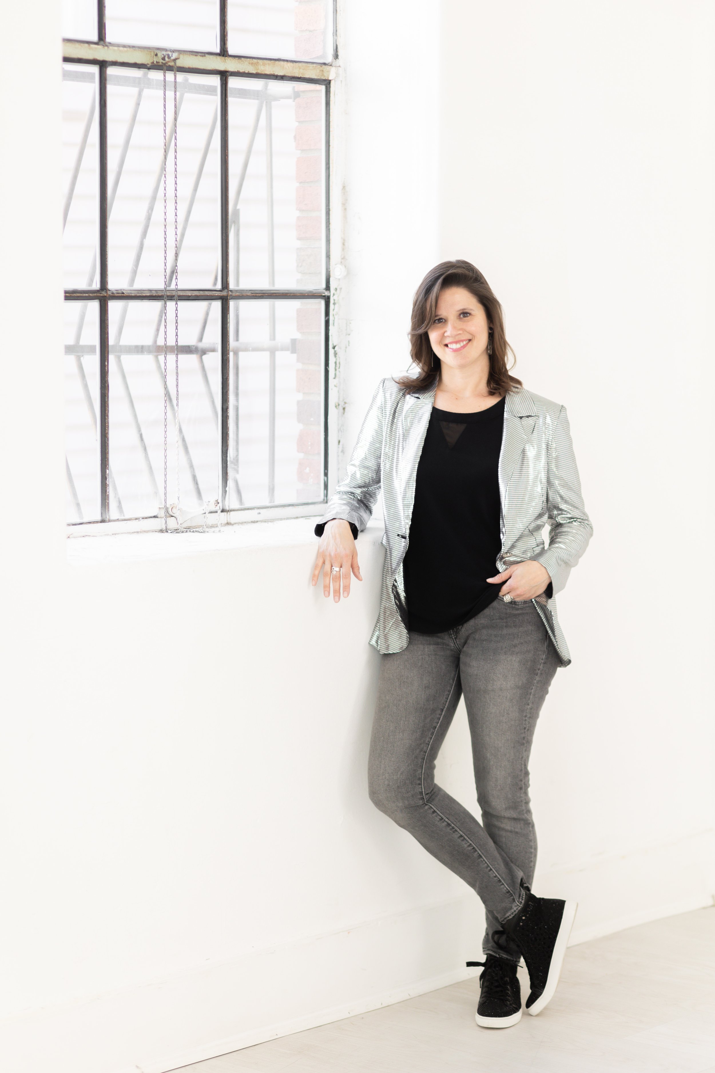 Nada Leanndra Headshot Mini Session-11.jpg