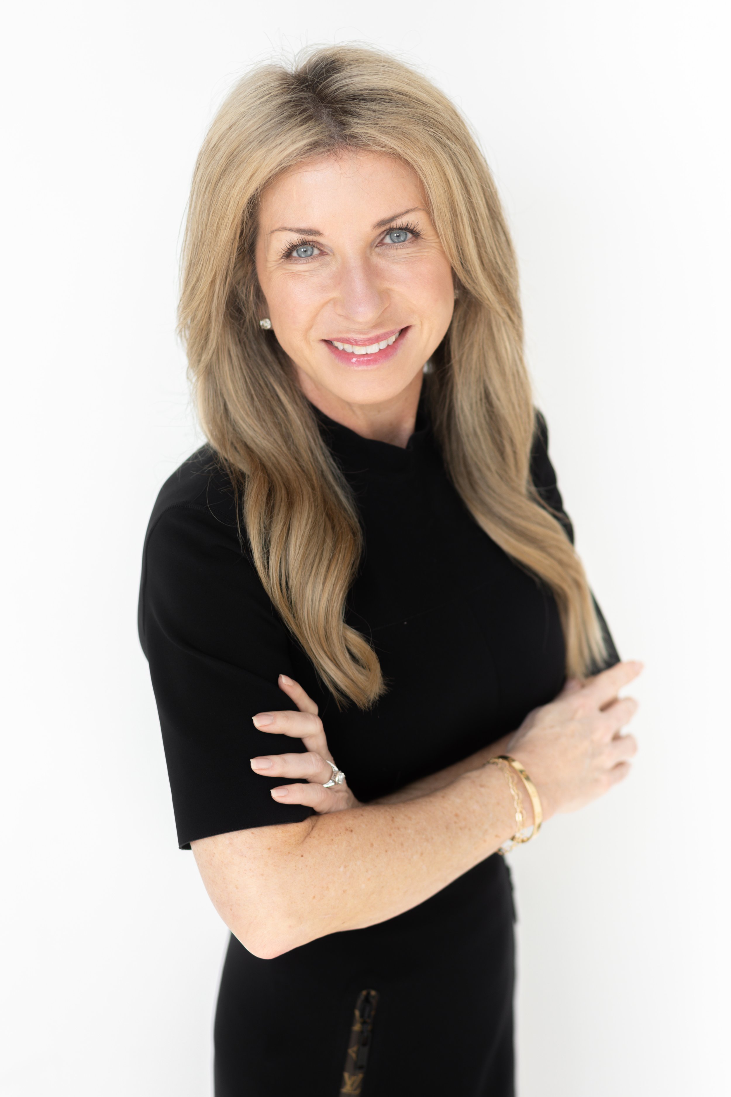 Penny Johnson Headshot Mini Session-4.jpg