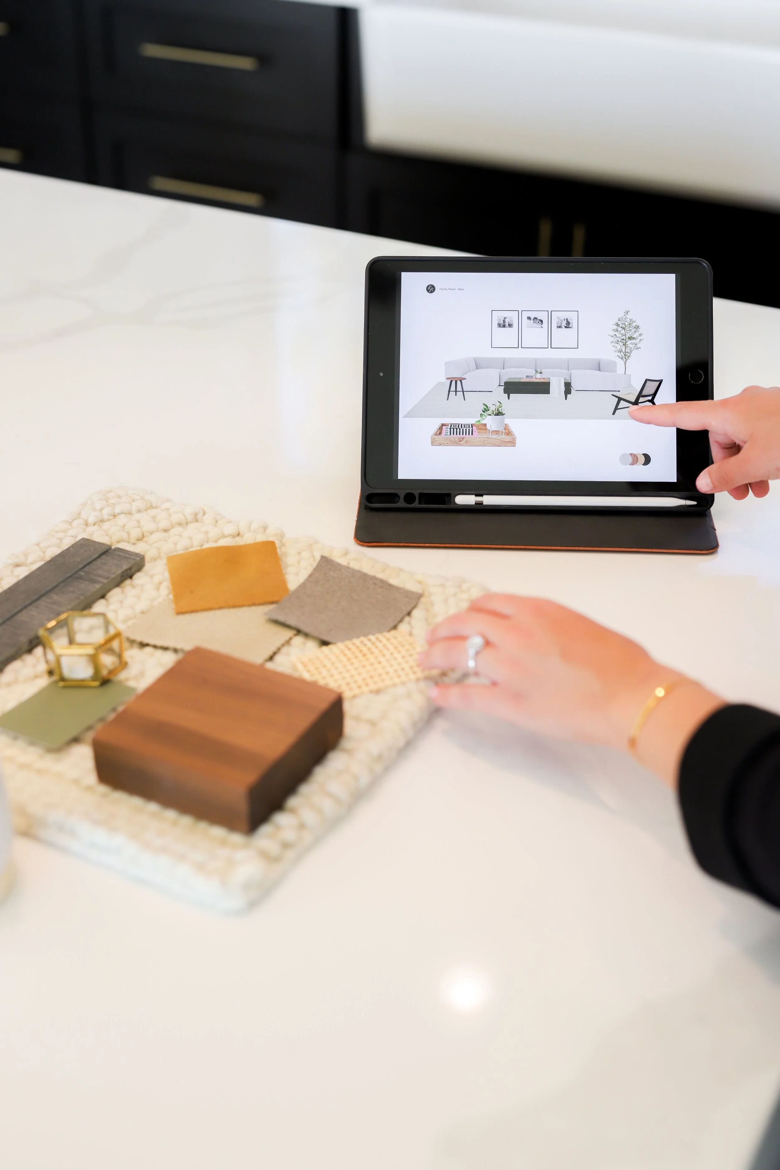 Rebekah Hernandez Branding Session-61.jpg