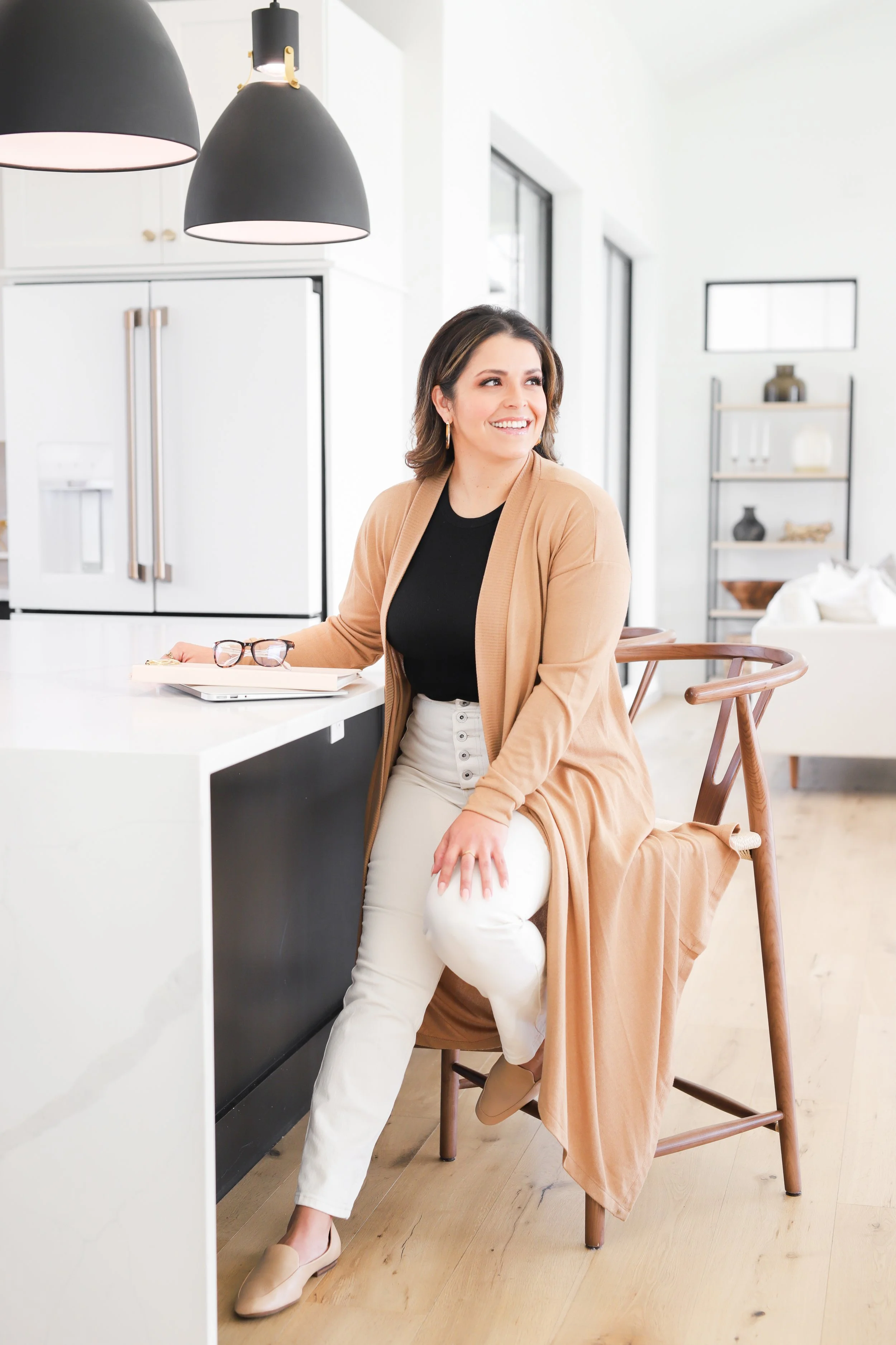 Erica Anaya Branding Session-20.jpg