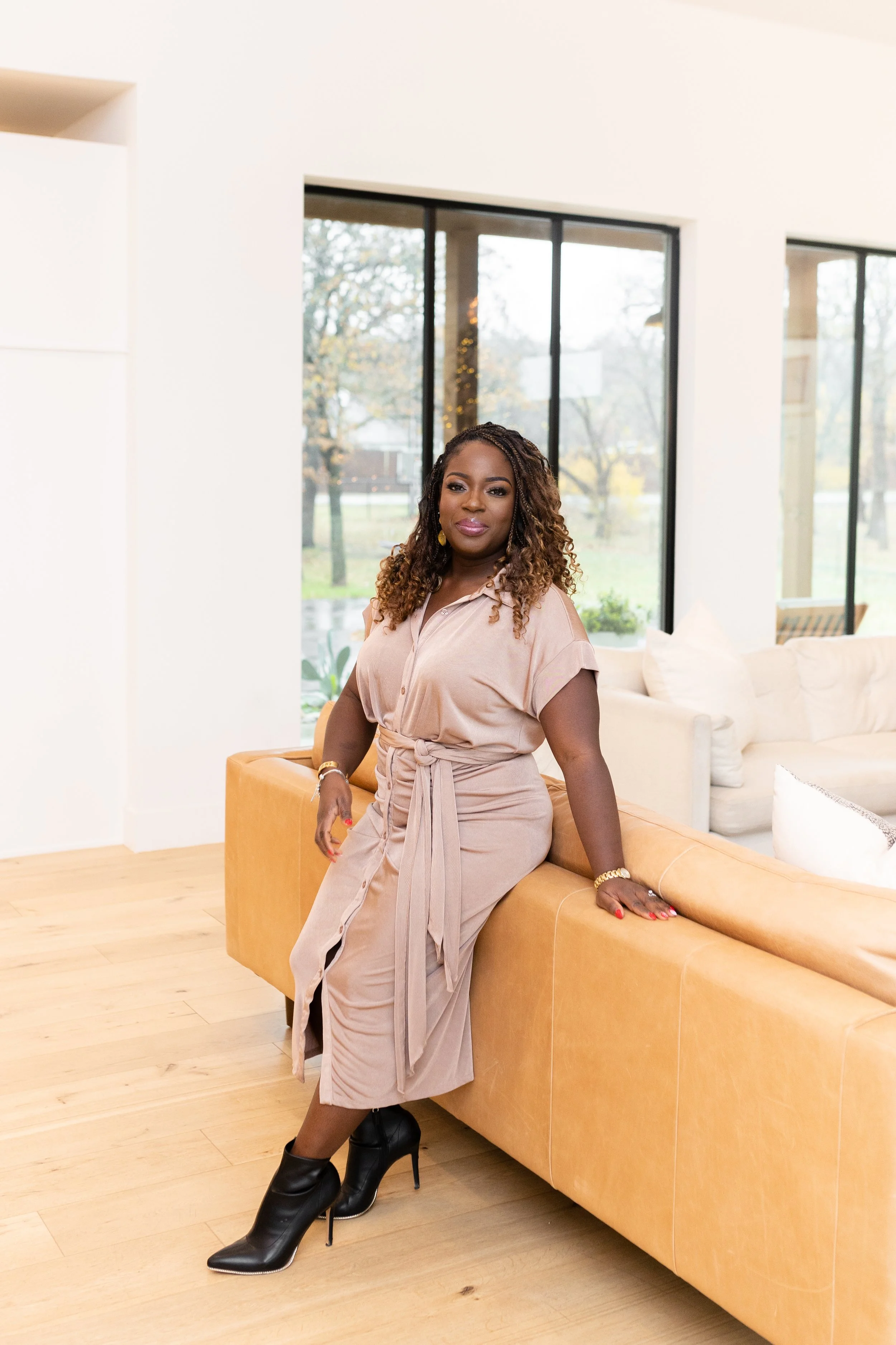 adeola branding session-78.jpg