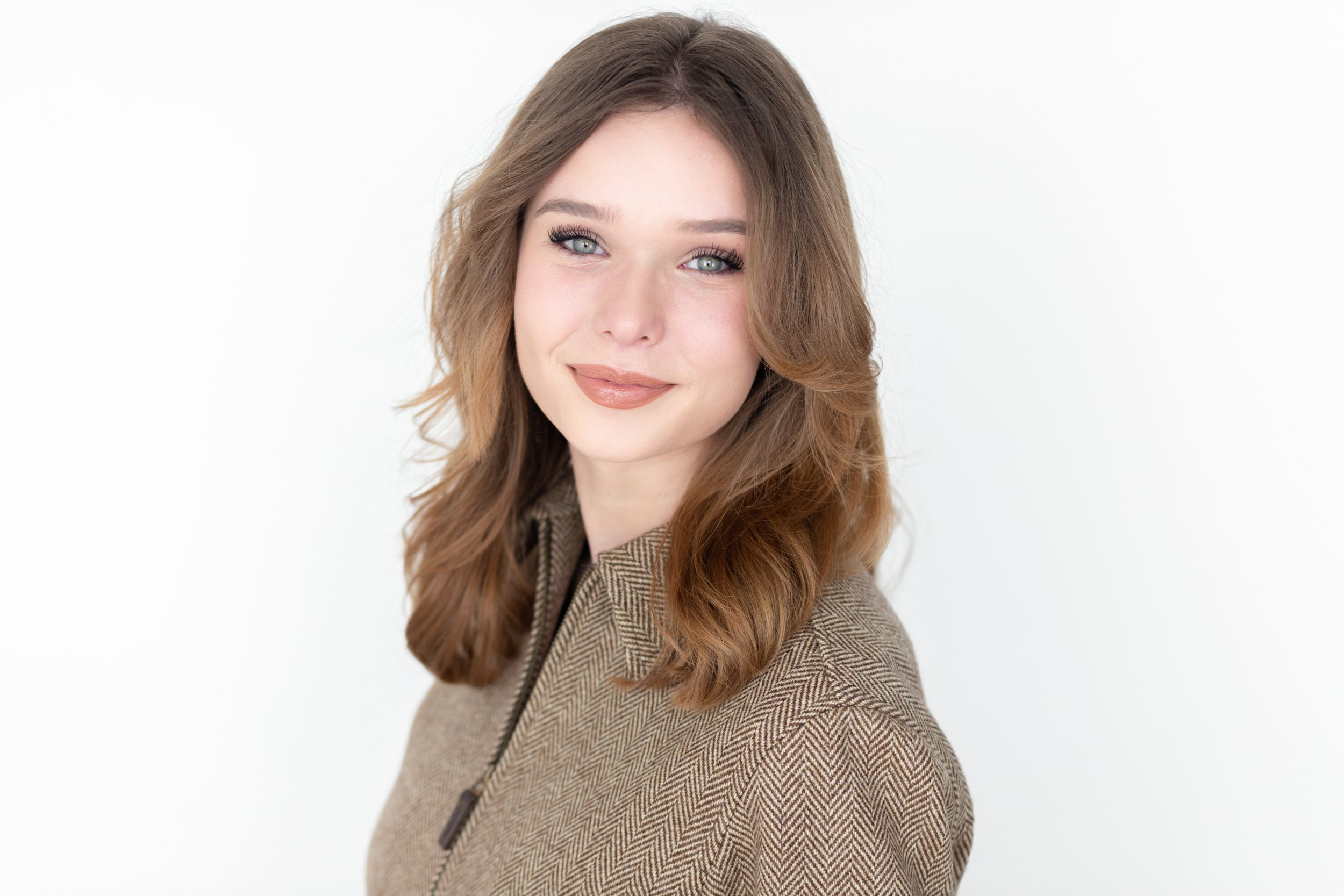 Aubrey Hansen Headshot Mini Session-6.jpg