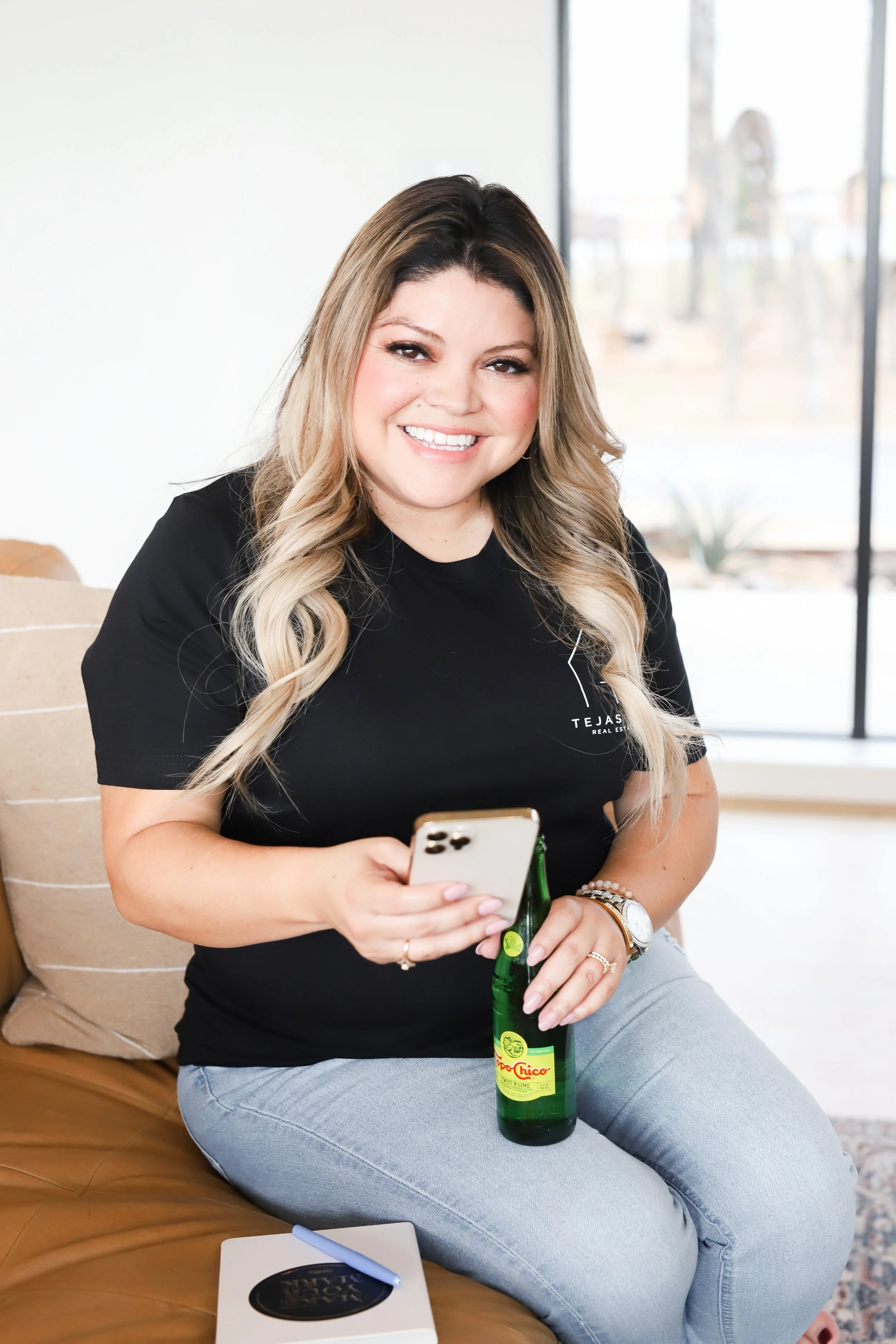 Venesa Acosta Branding Session-63.jpg