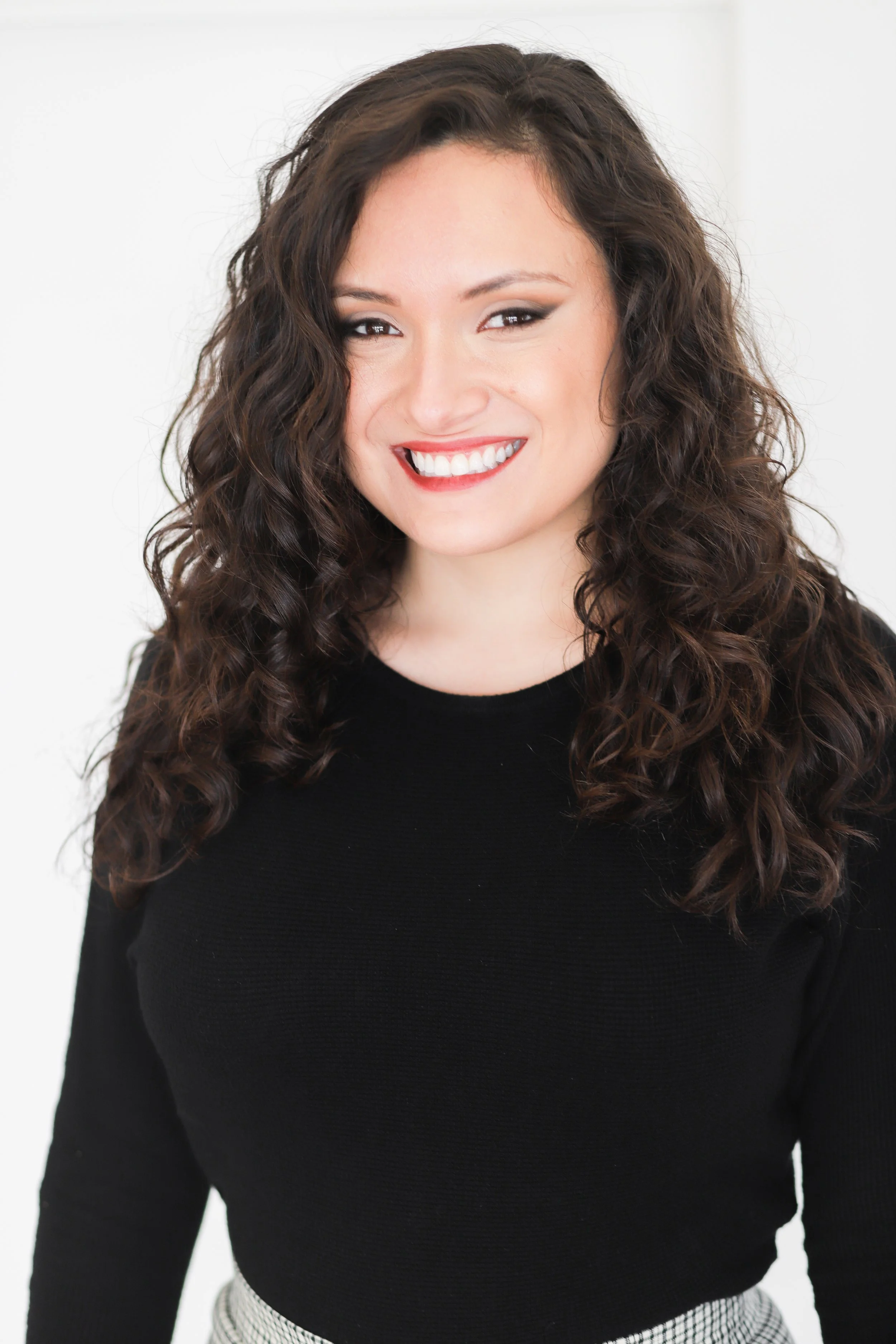 Venesa Acosta Branding Session-1.jpg