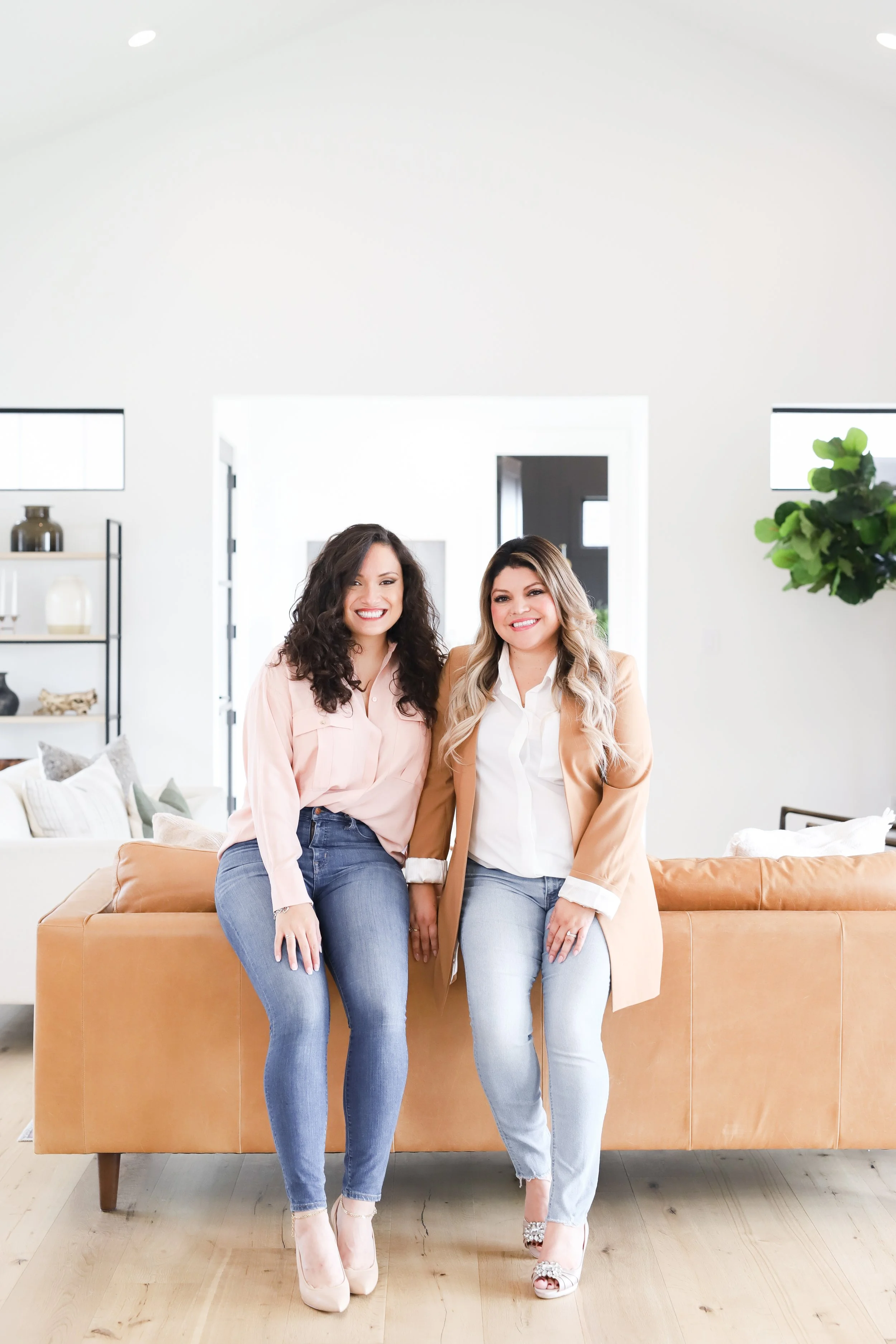 Venesa Acosta Branding Session-88.jpg