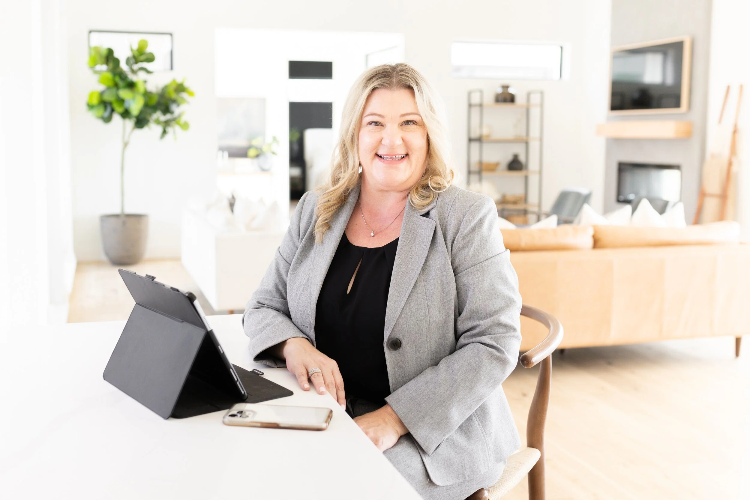 Lisa Shields Branding Session-60.jpg