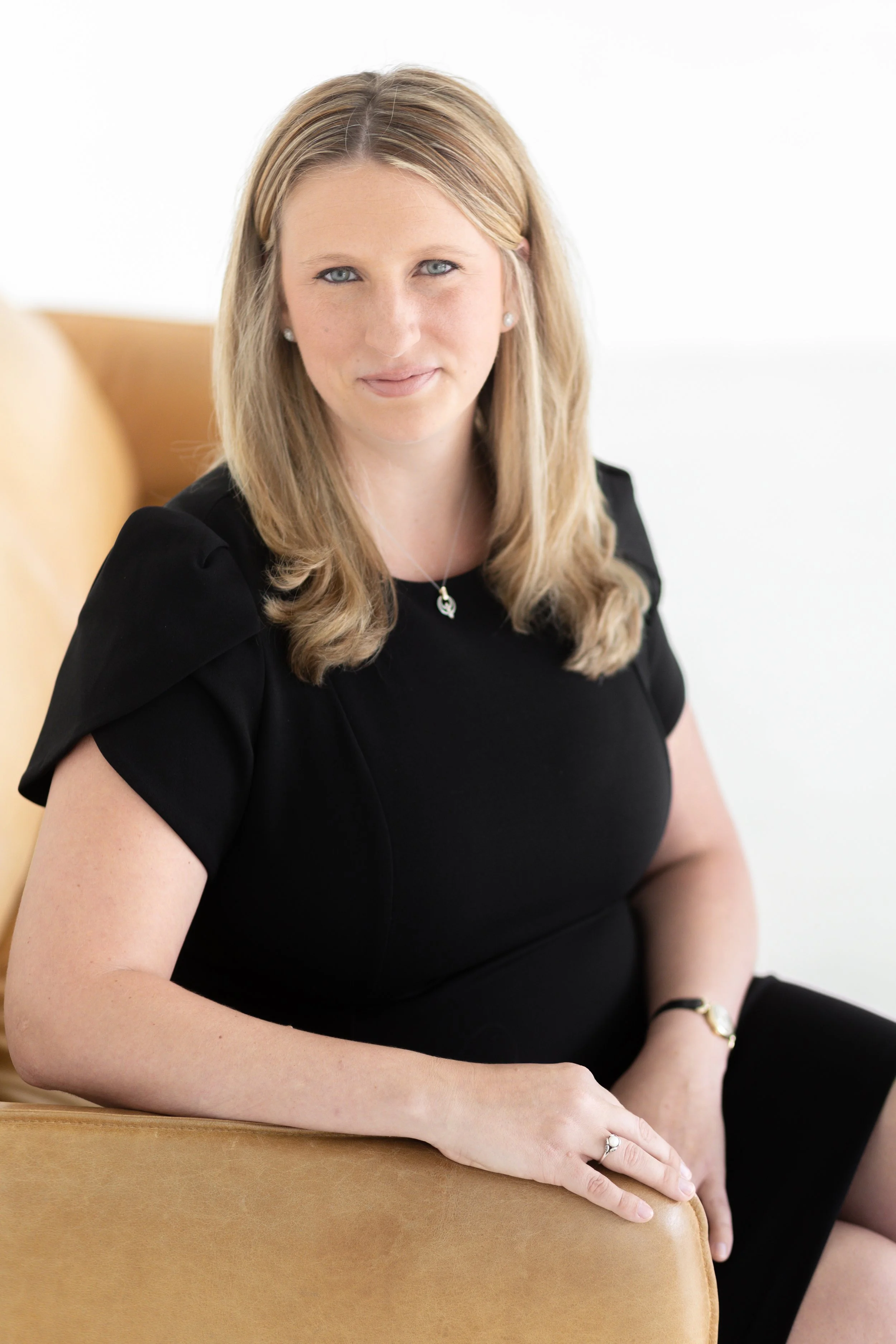 Brittany Dietz Headshot Mini Session-11.jpg