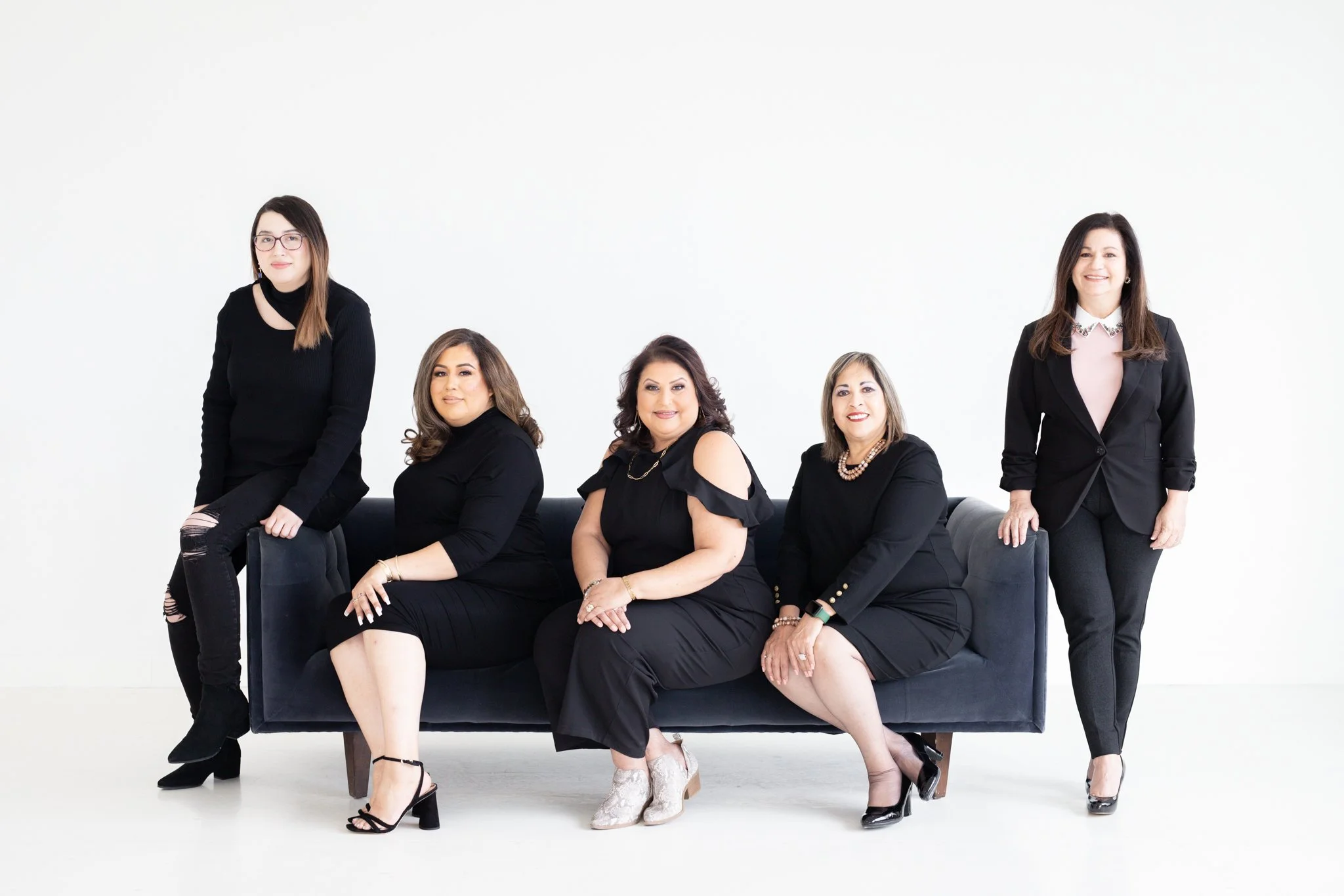 Amelia Valdez Branding Session -77.jpg