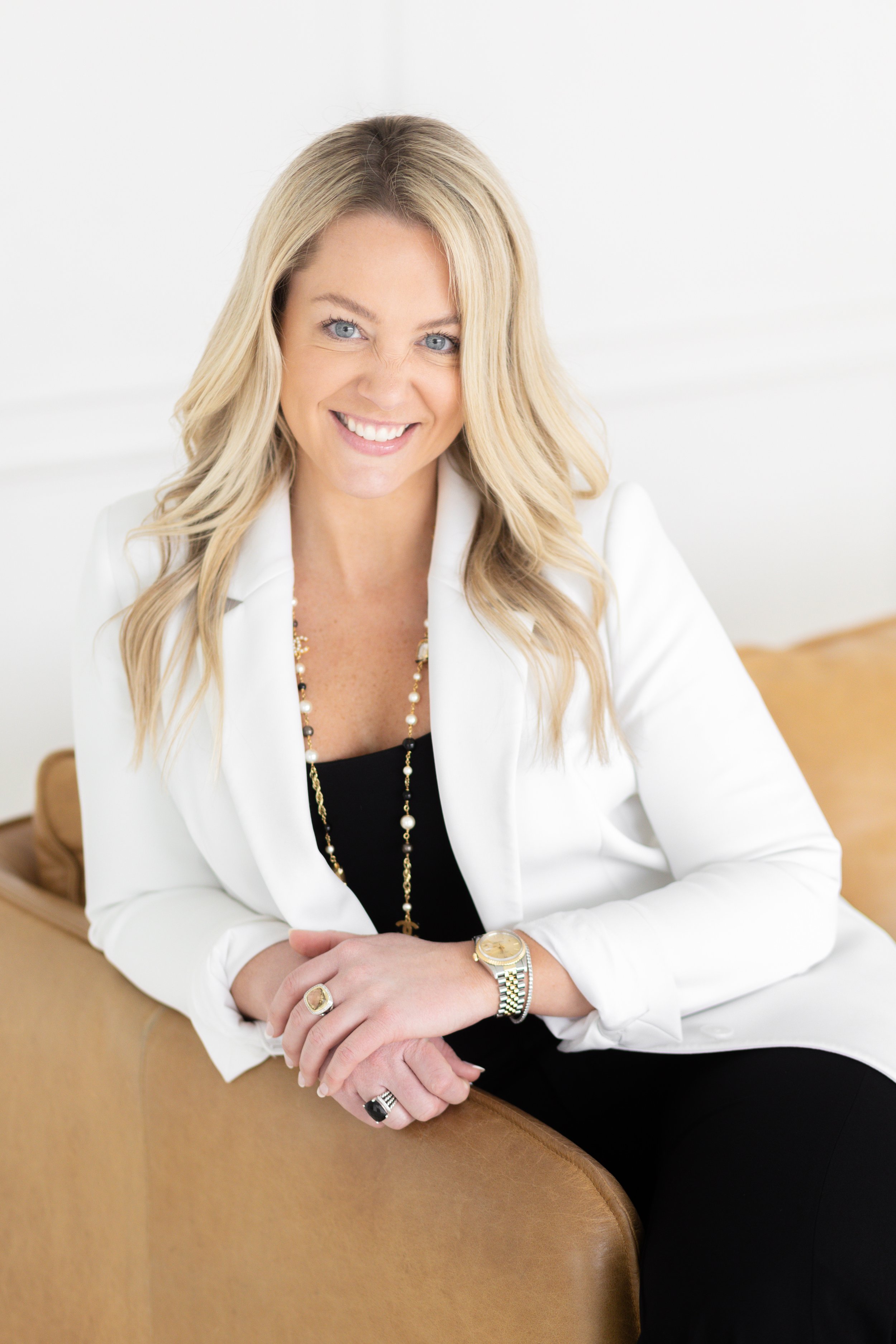 Jesselyn Hayes Headshot Mini Session-35.jpg