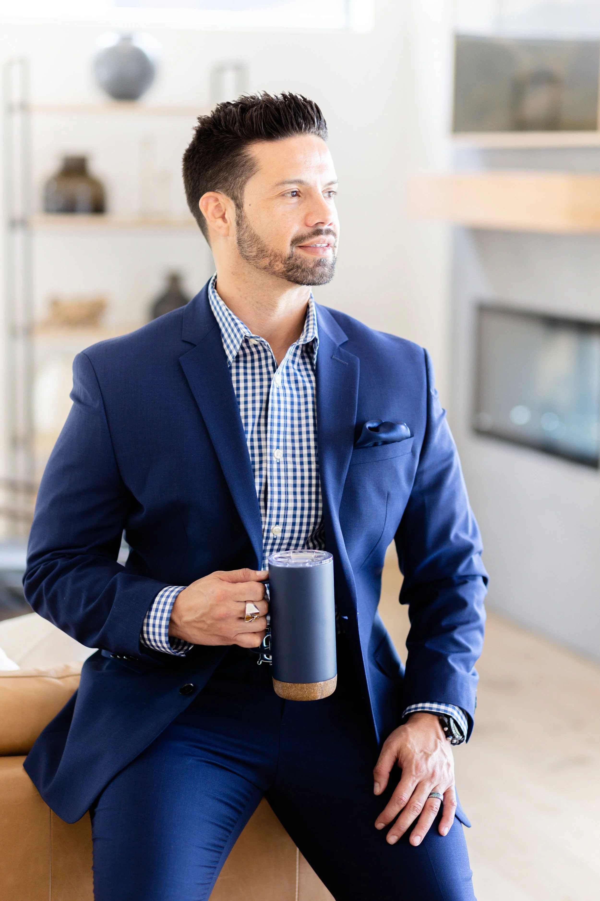 Gustavo Farrach Branding Session-102.jpg