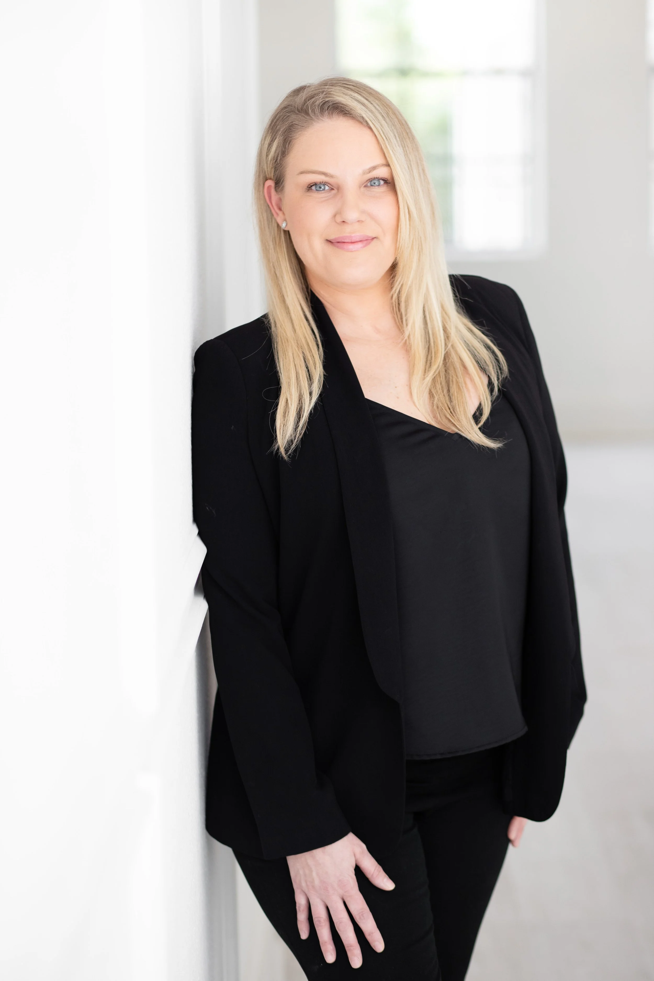 Laura Ciardetti Headshot session-12.jpg