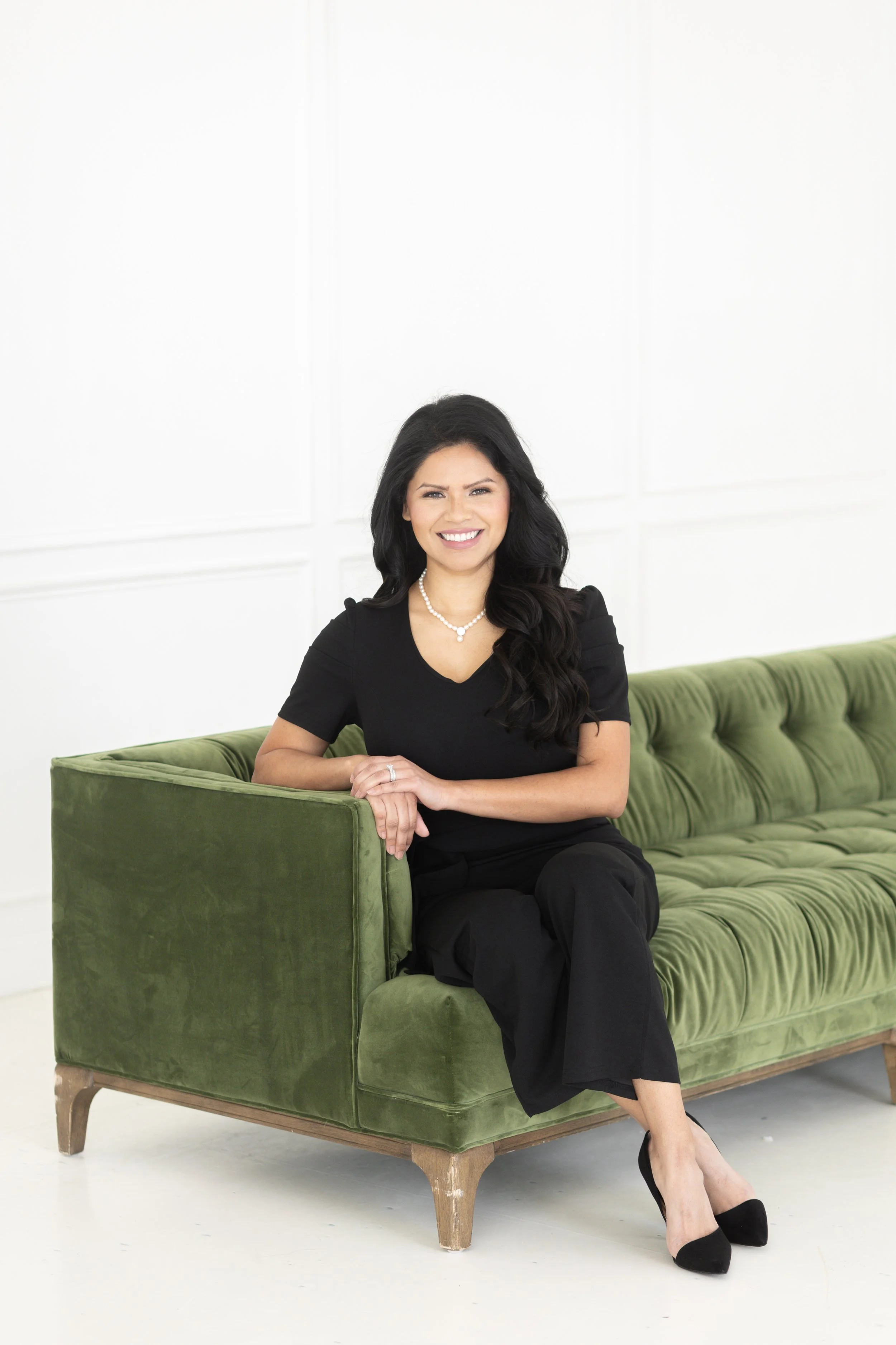 Claudia Knight Headshot Mini Session-8.jpg