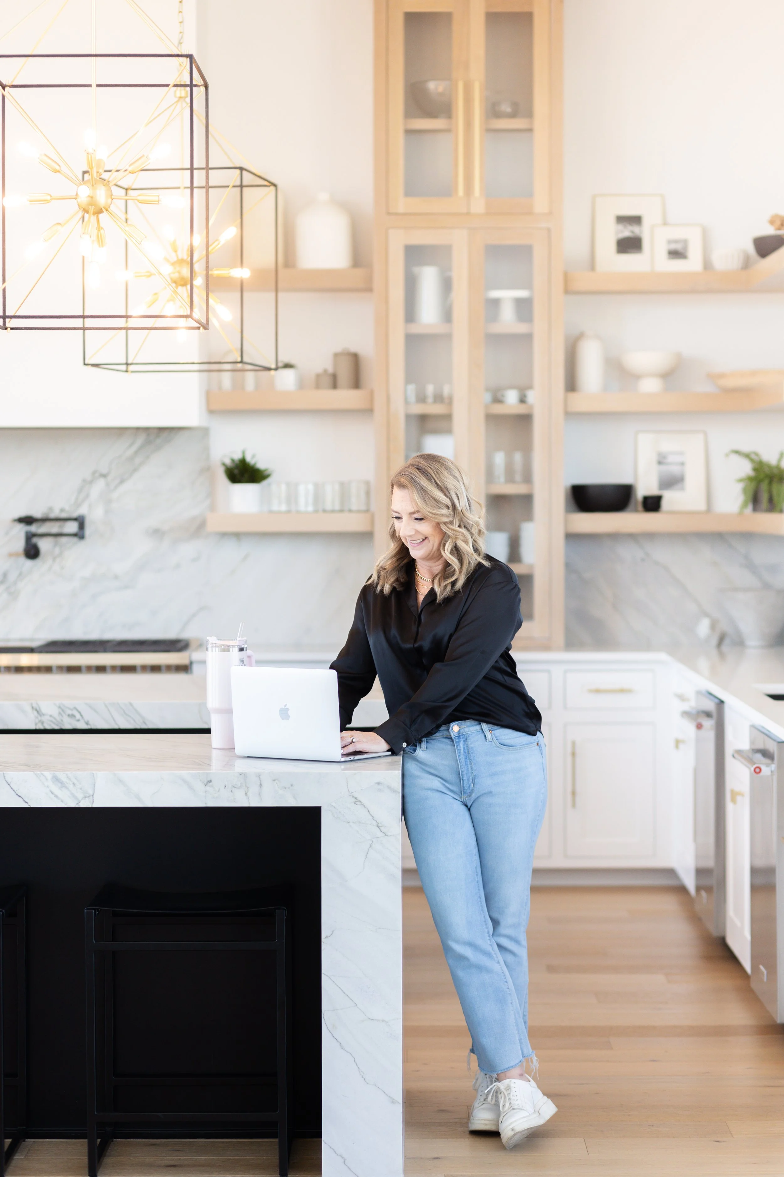 Kim McLelland Branding Session-9.jpg