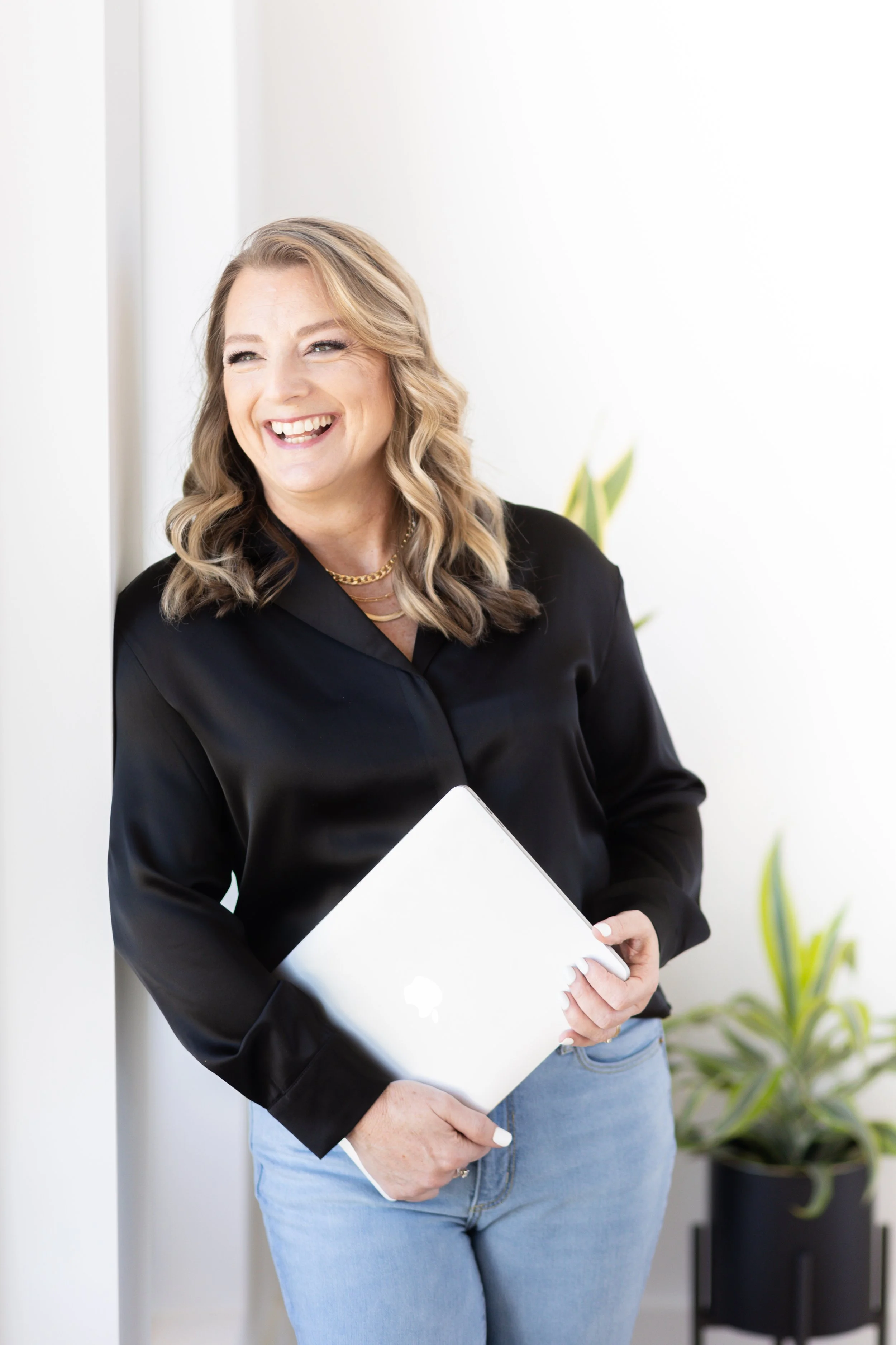 Kim McLelland Branding Session-31.jpg