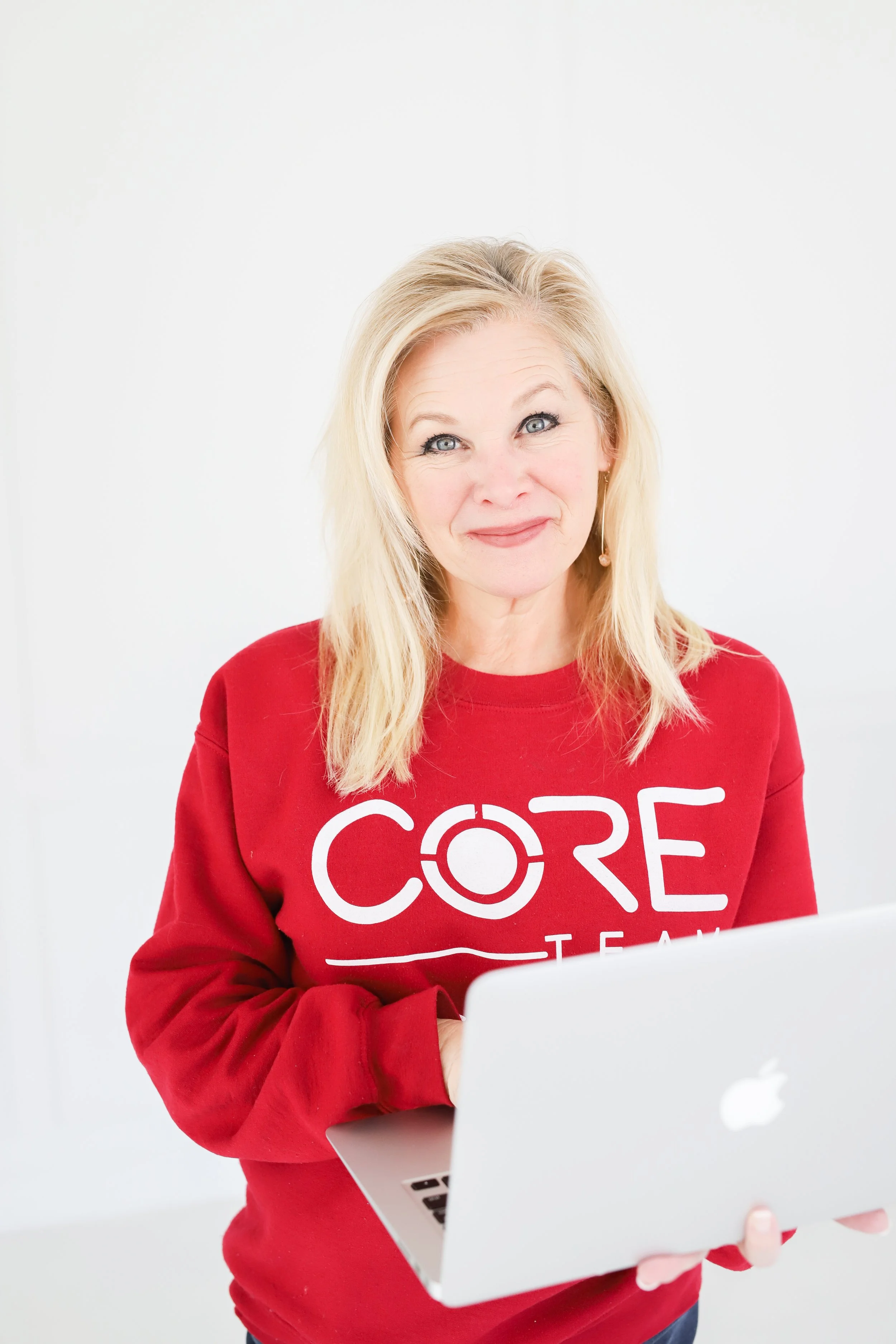 Meredith Quach Branding Session-8.jpg