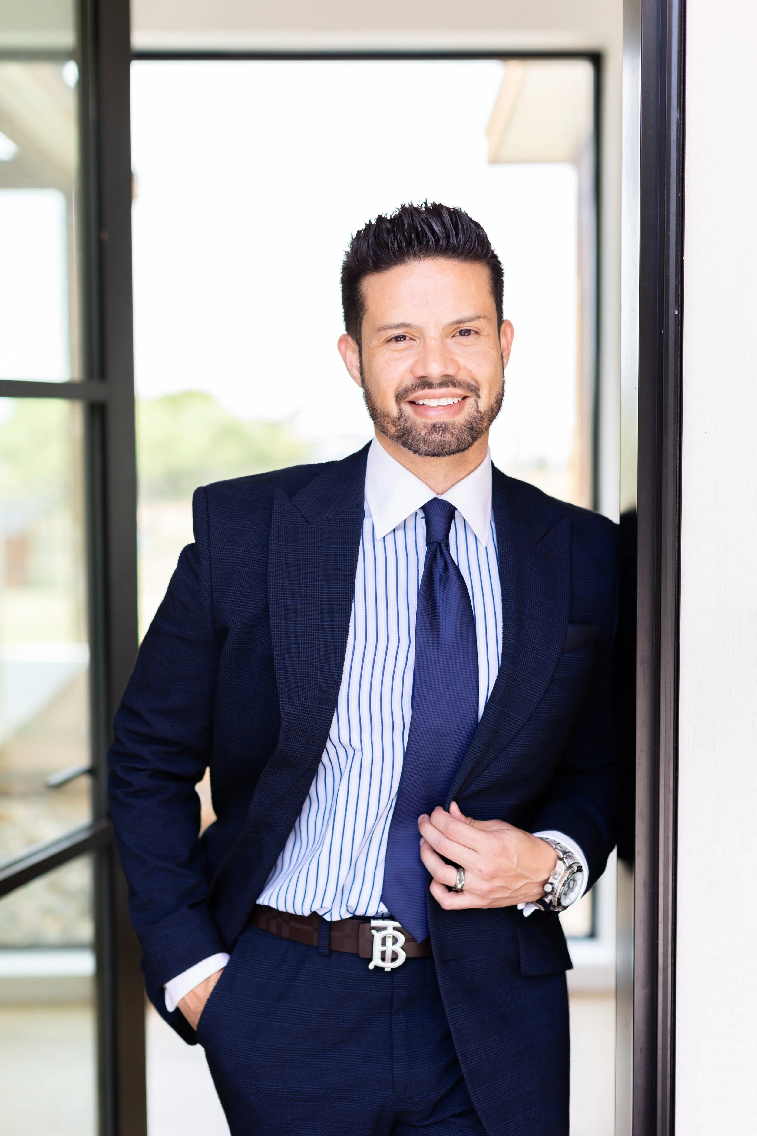 Gustavo Farrach Branding Session-9.jpg